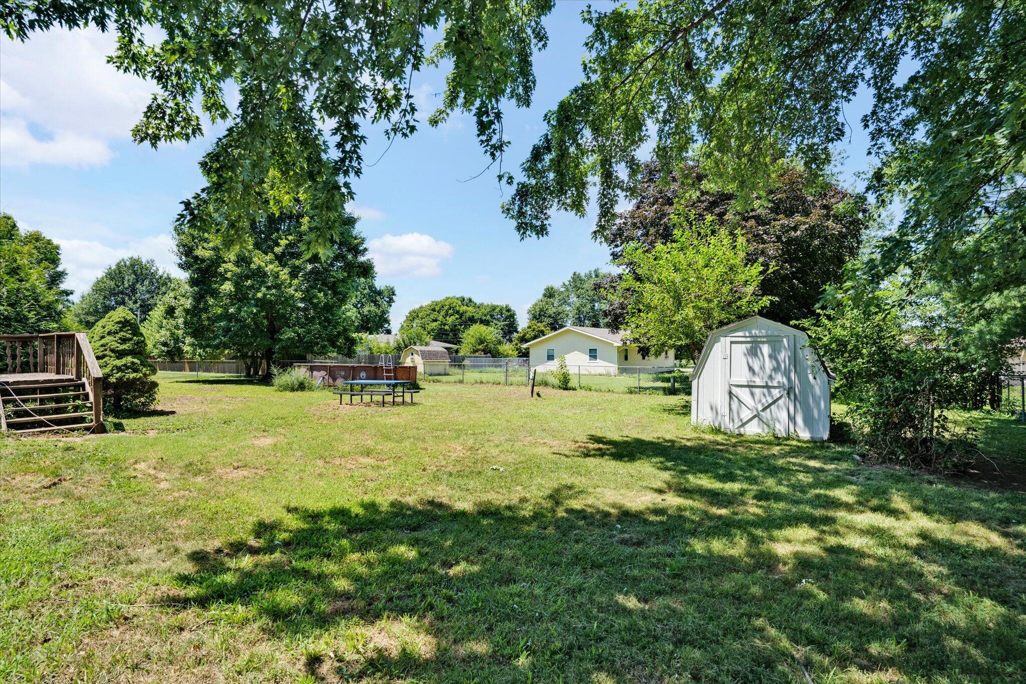 1615 West Lincoln Street Property Photo 20