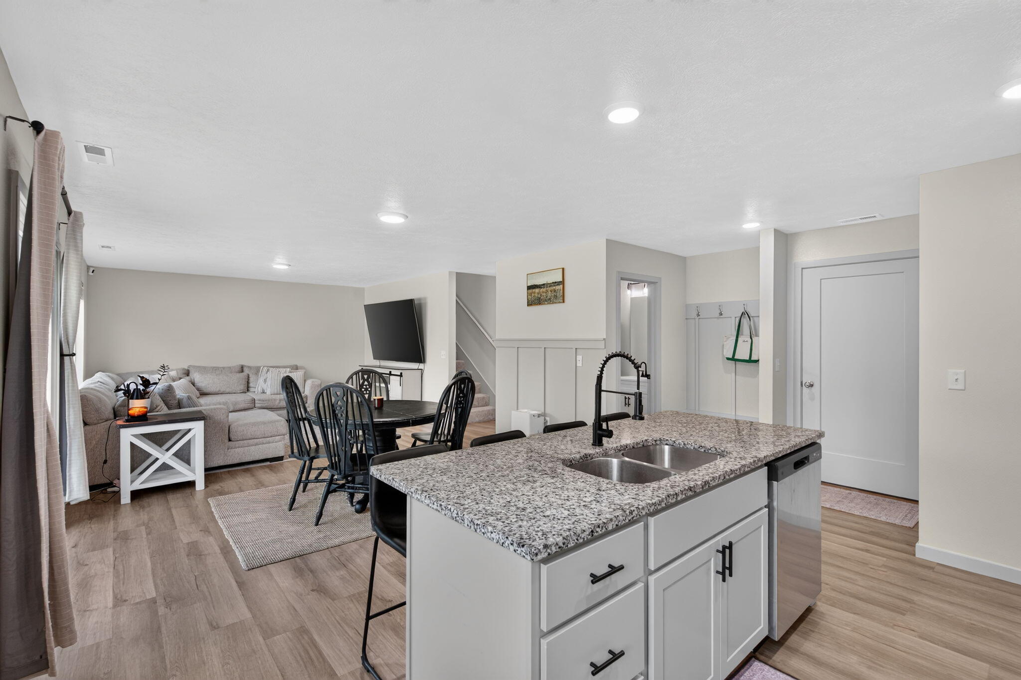 206 North Cheyenne Valley Road Property Photo 12