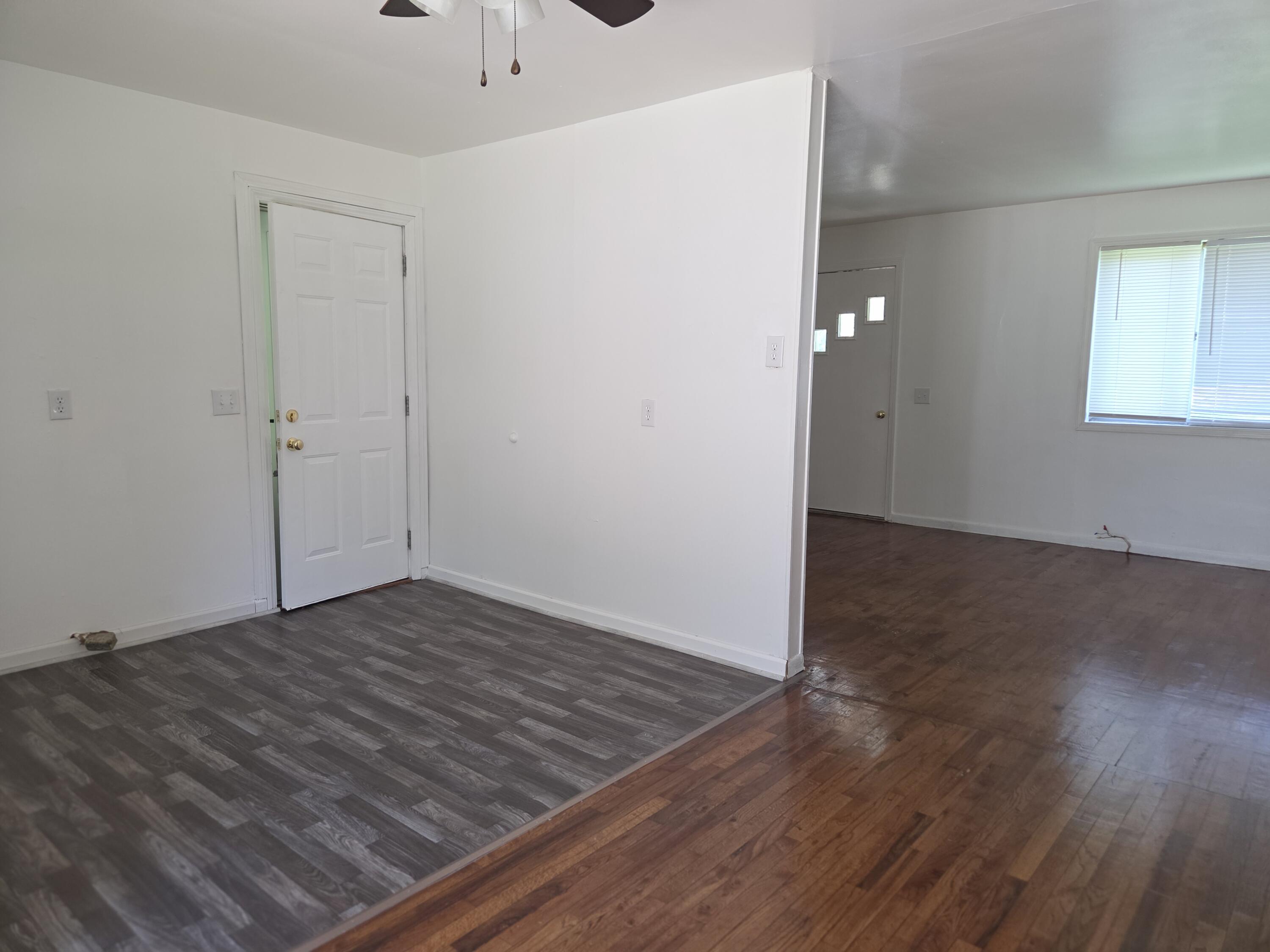 701 Hooker Drive Property Photo 4