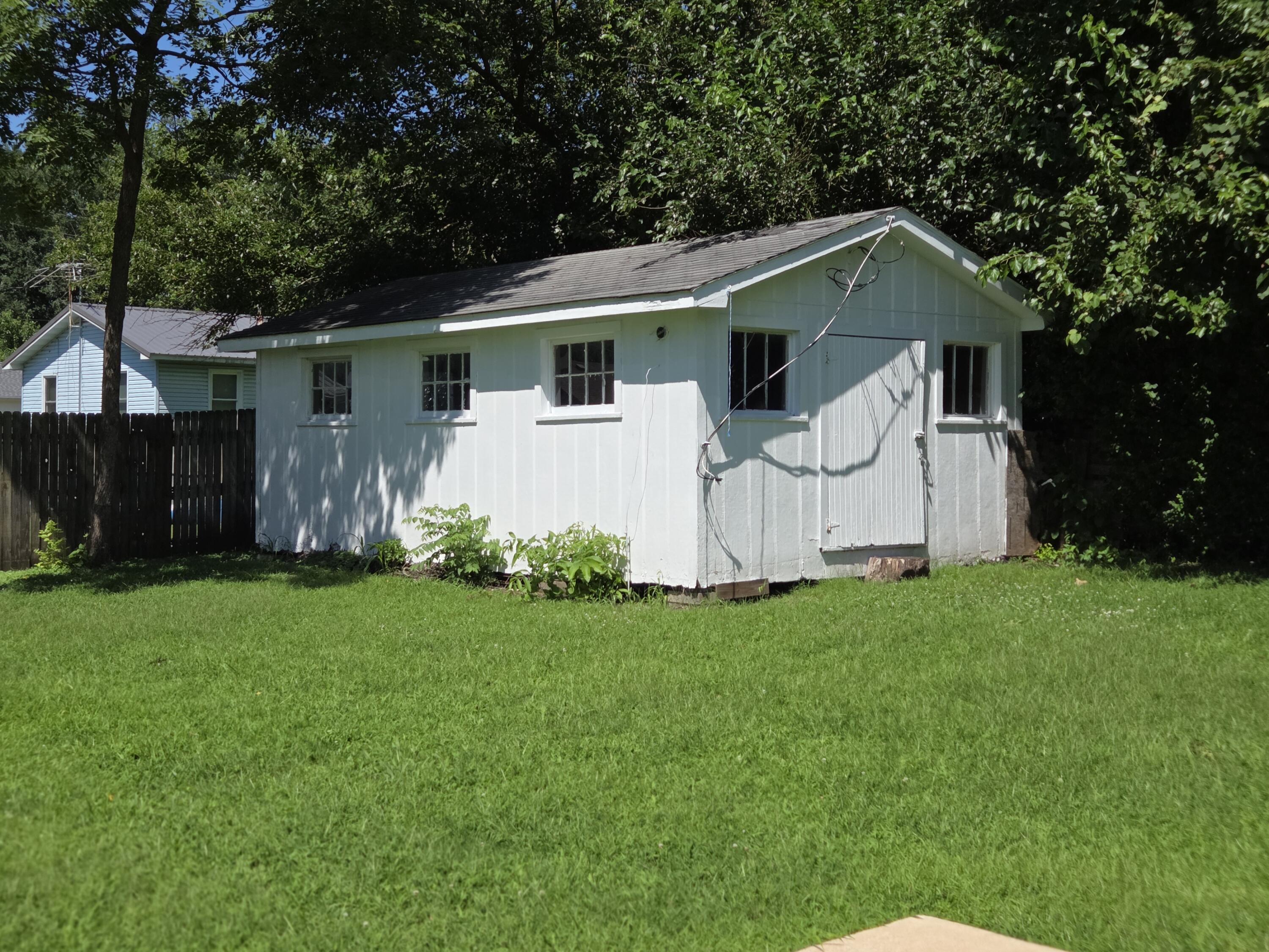 701 Hooker Drive Property Photo 13