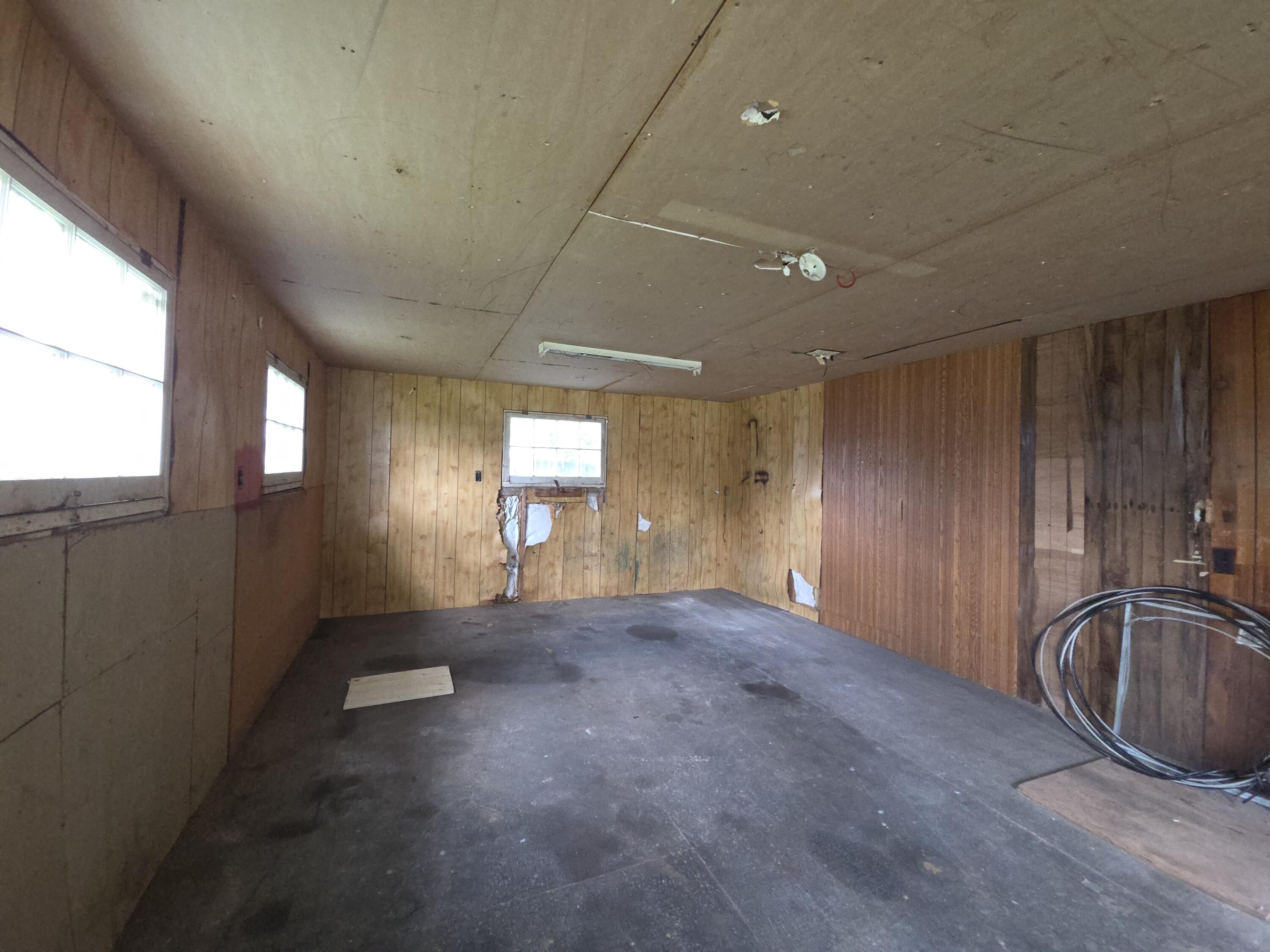 701 Hooker Drive Property Photo 14