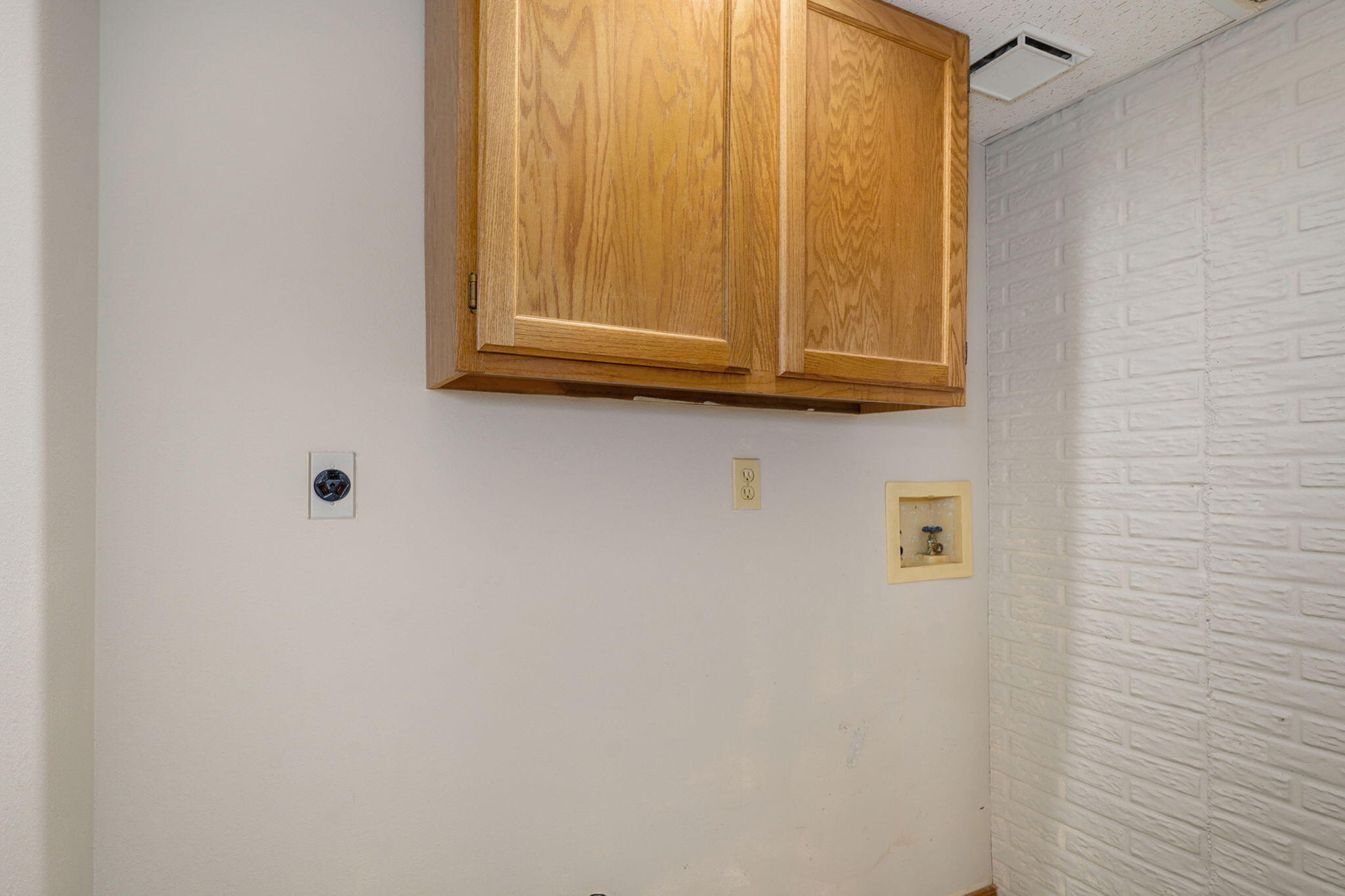523 East Camino Street Property Photo 26