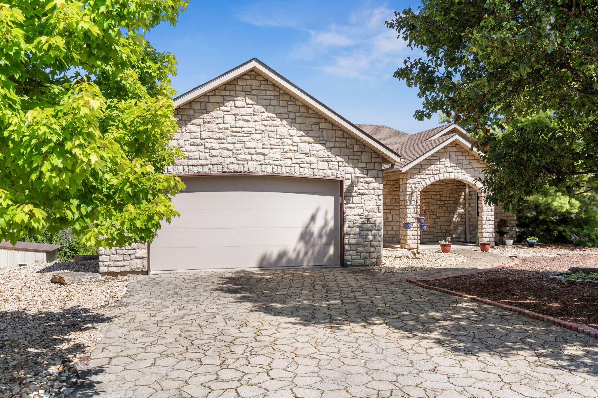 772 Showplace Gateway Property Photo 10