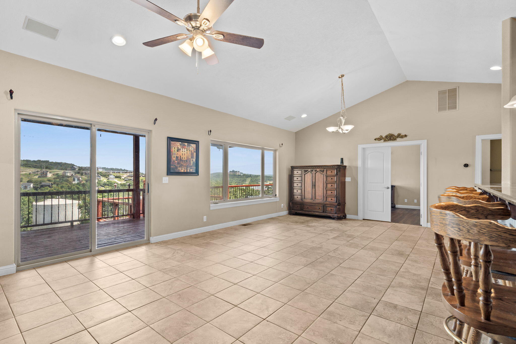 772 Showplace Gateway Property Photo 18