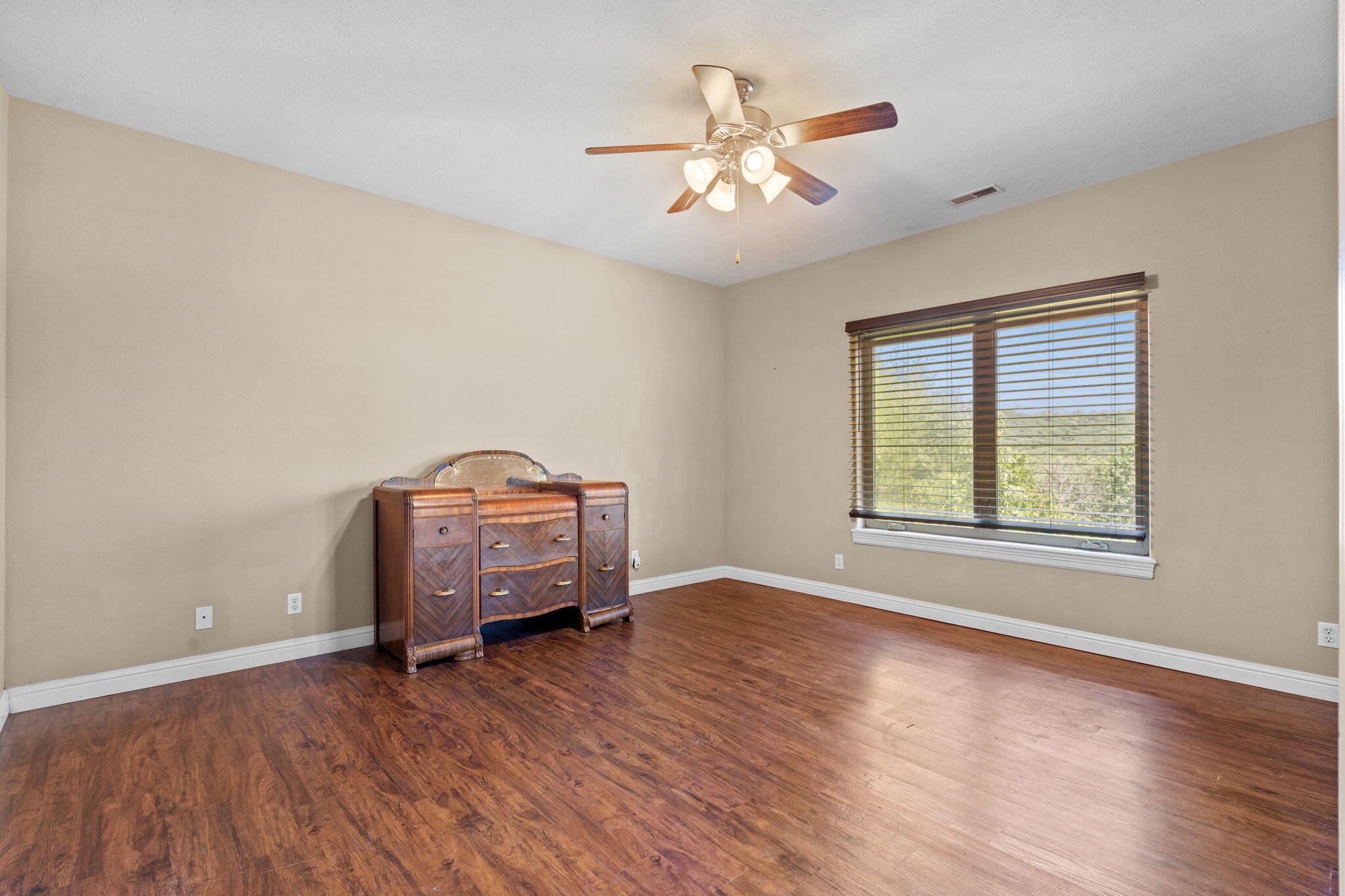 772 Showplace Gateway Property Photo 72