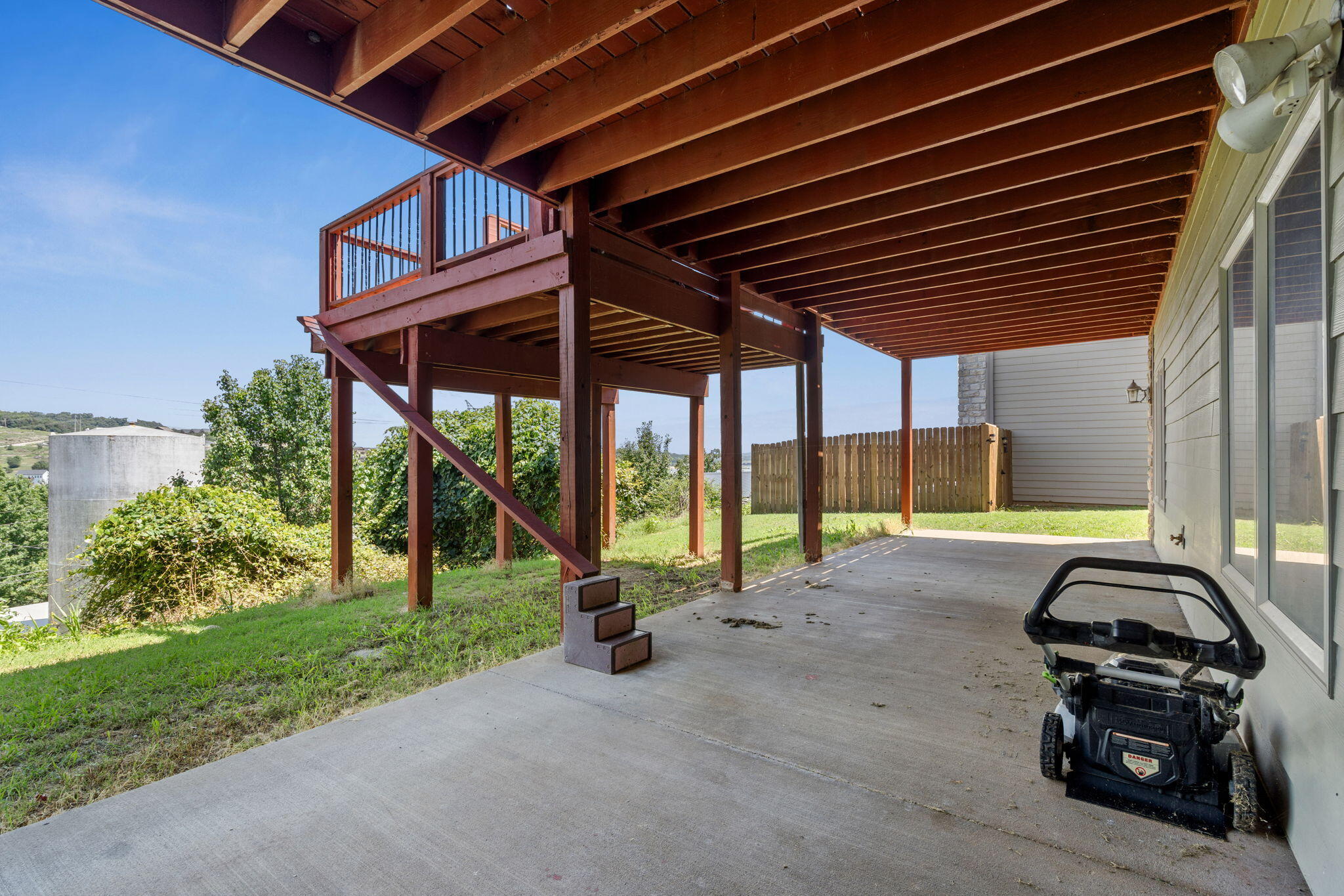 772 Showplace Gateway Property Photo 74