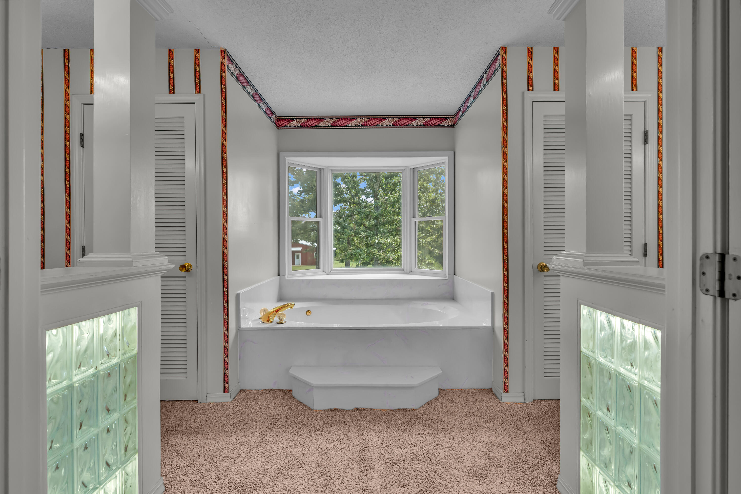 2502 County Road 6380 Property Photo 34