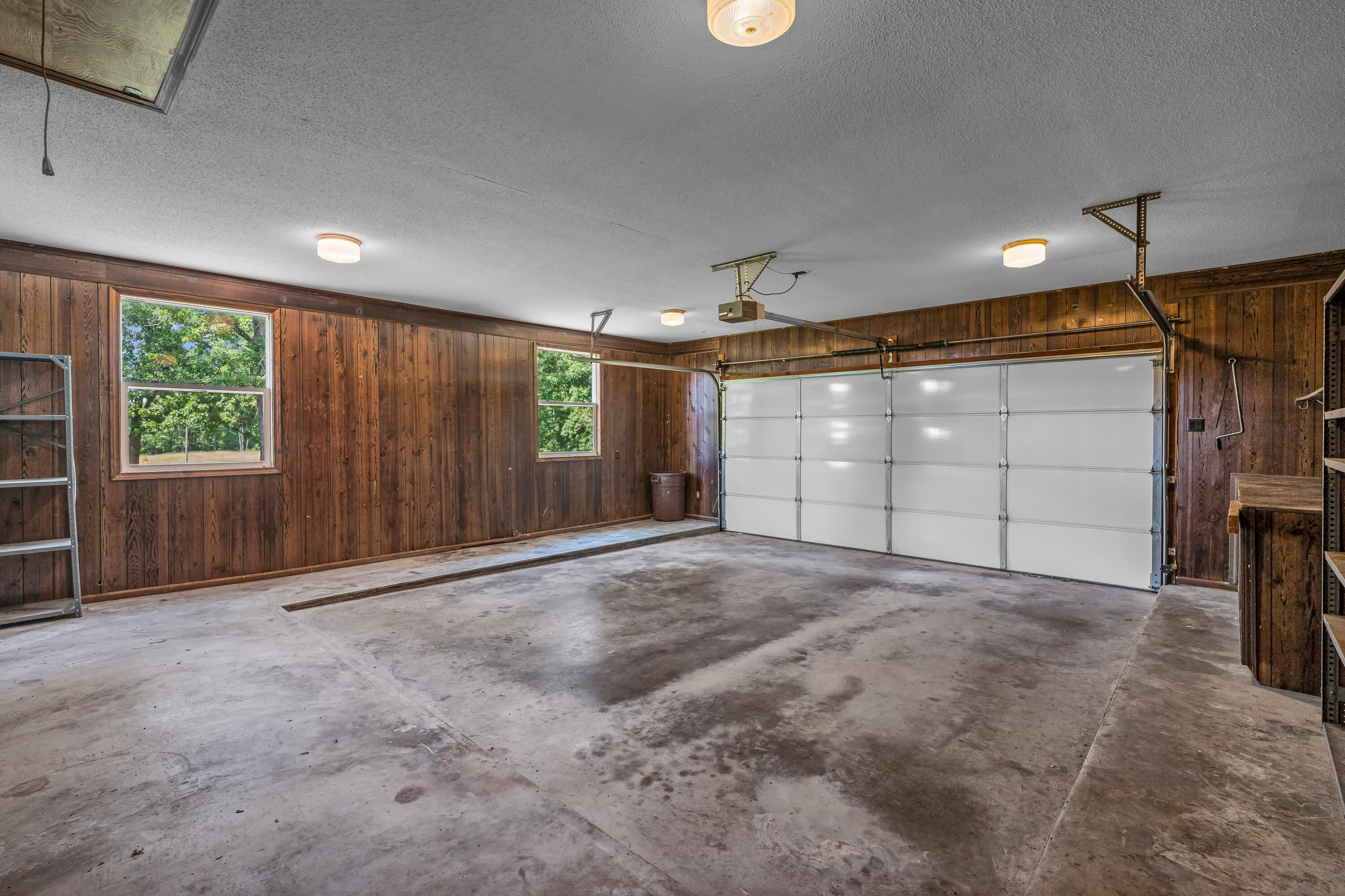 2502 County Road 6380 Property Photo 55