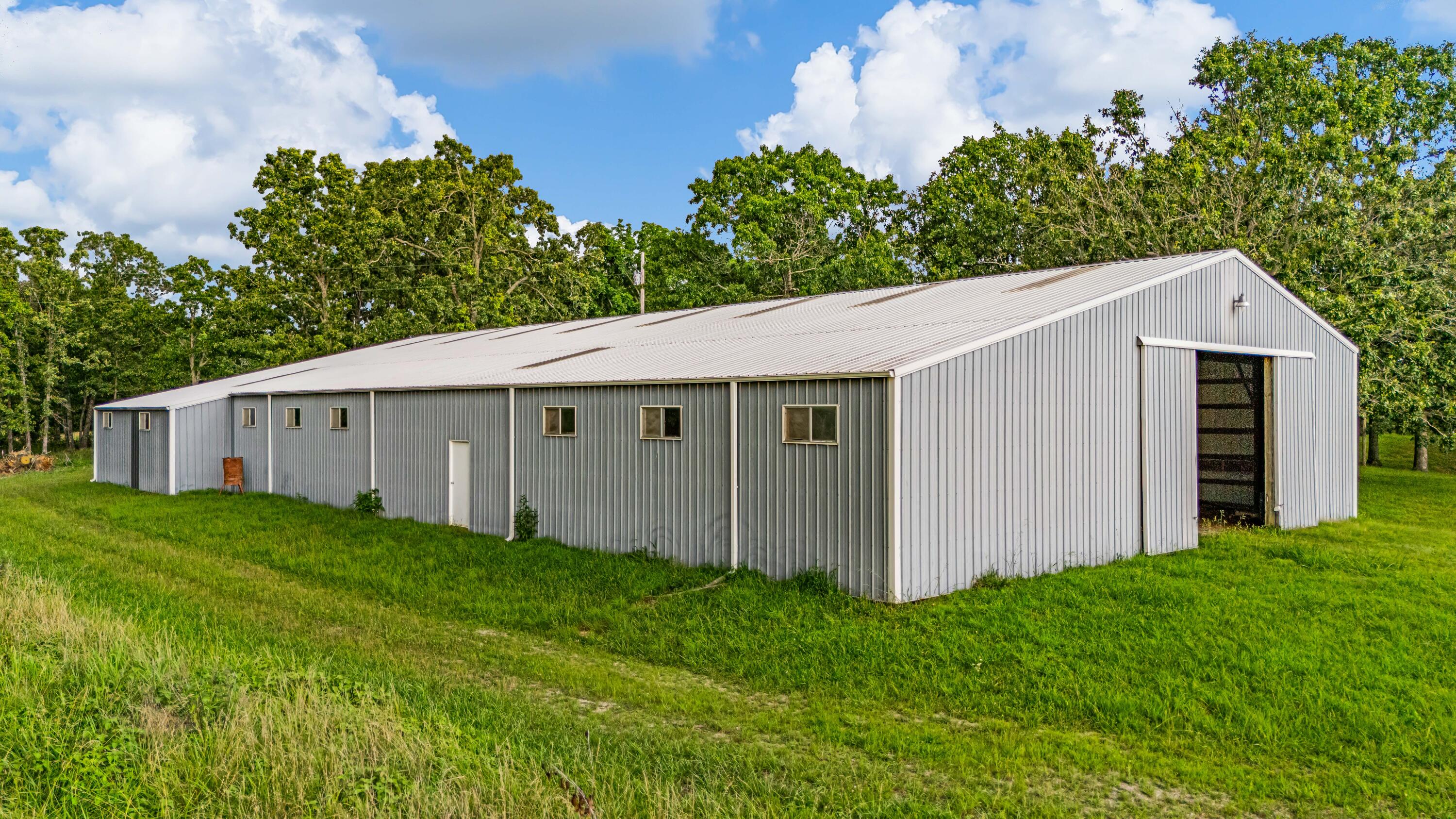 2502 County Road 6380 Property Photo 61
