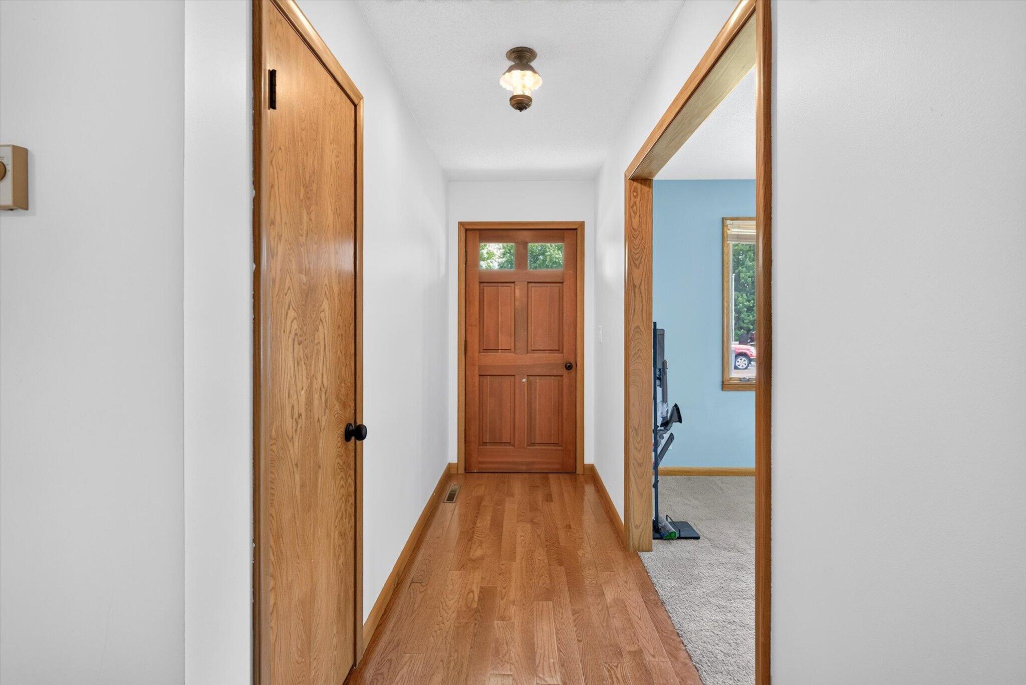1635 Oak Drive Property Photo 4