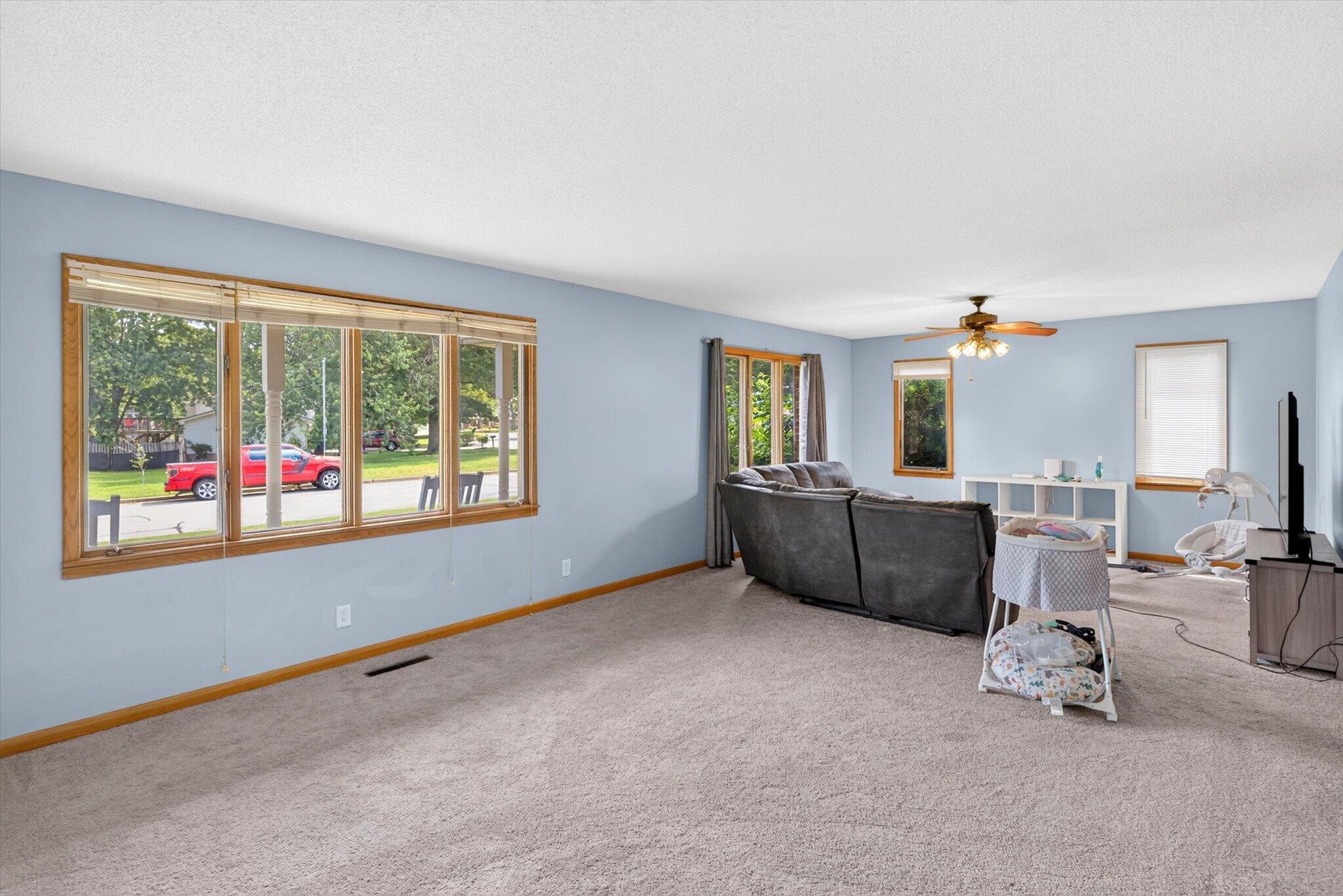 1635 Oak Drive Property Photo 8