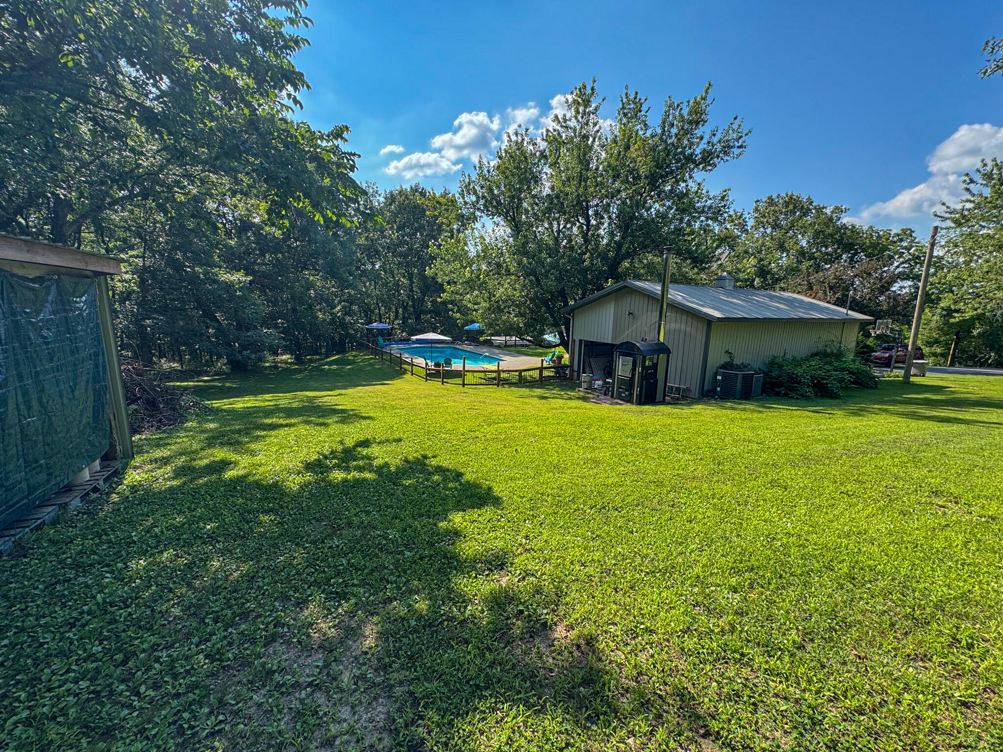 2902 West Farm Road 88 Property Photo 104