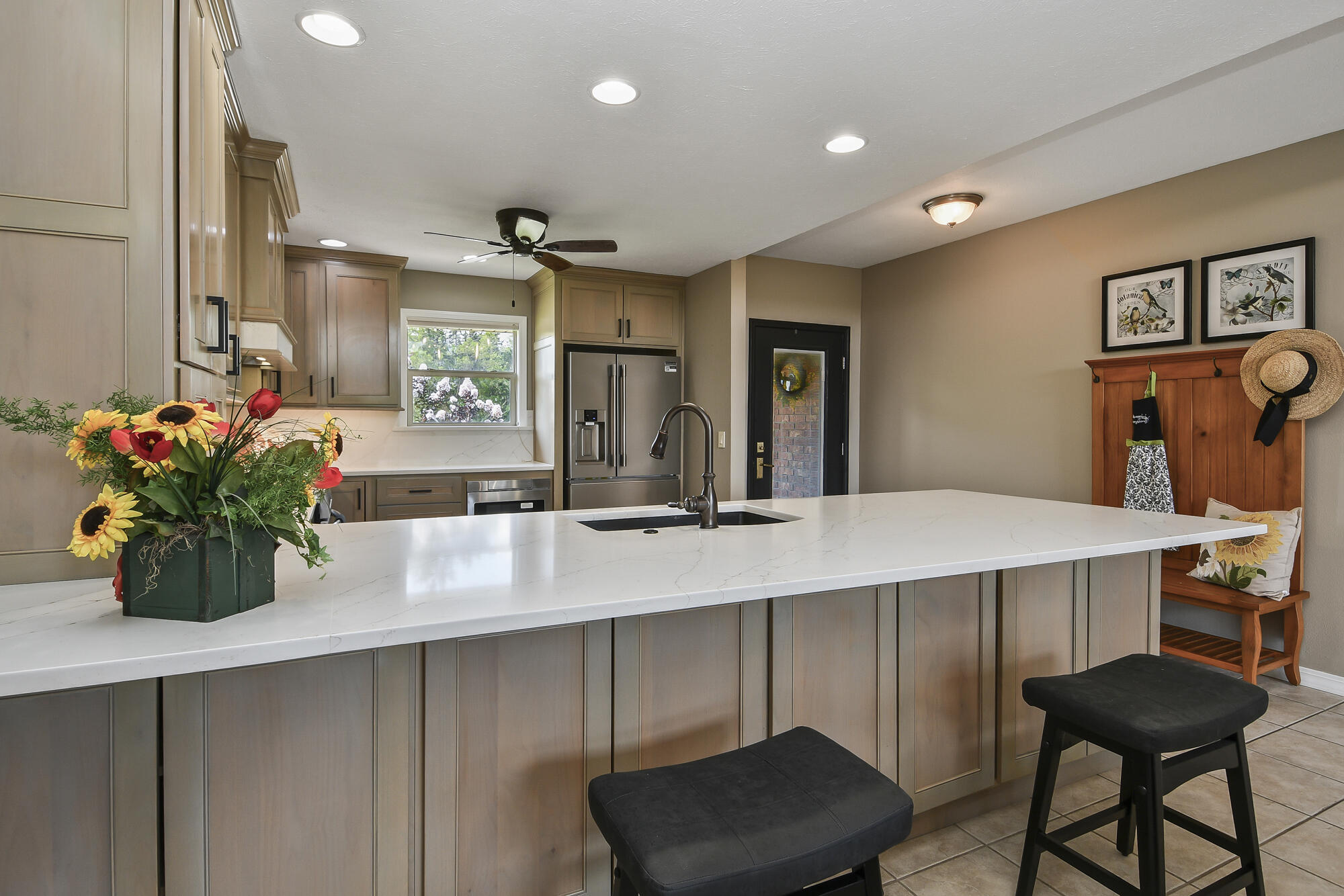 465 Uniqueville Lane Property Photo 14