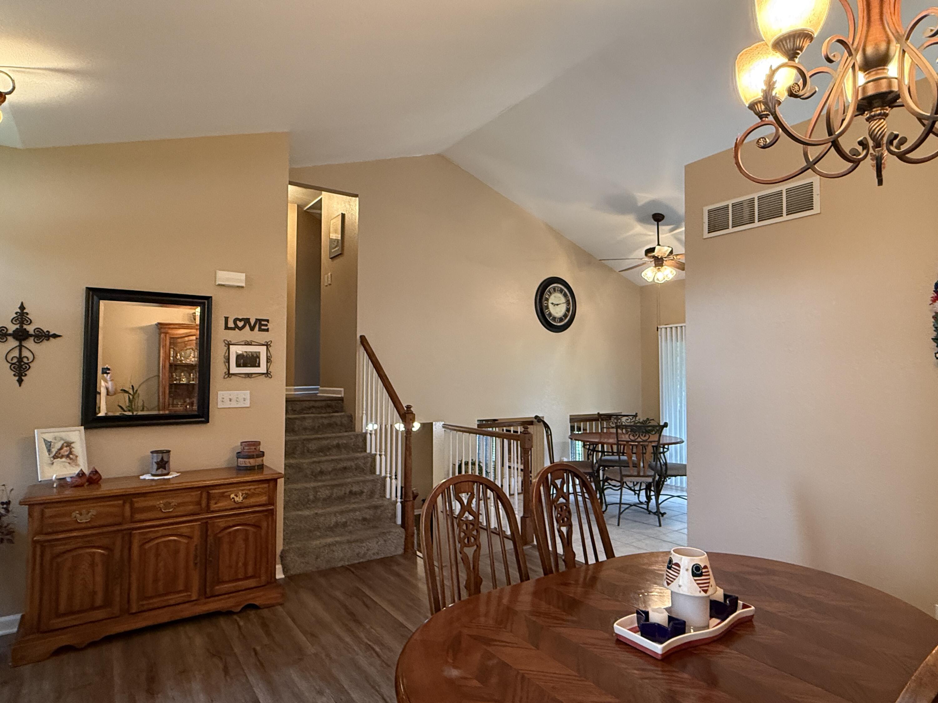 118 Williamsburg Drive Property Photo 10