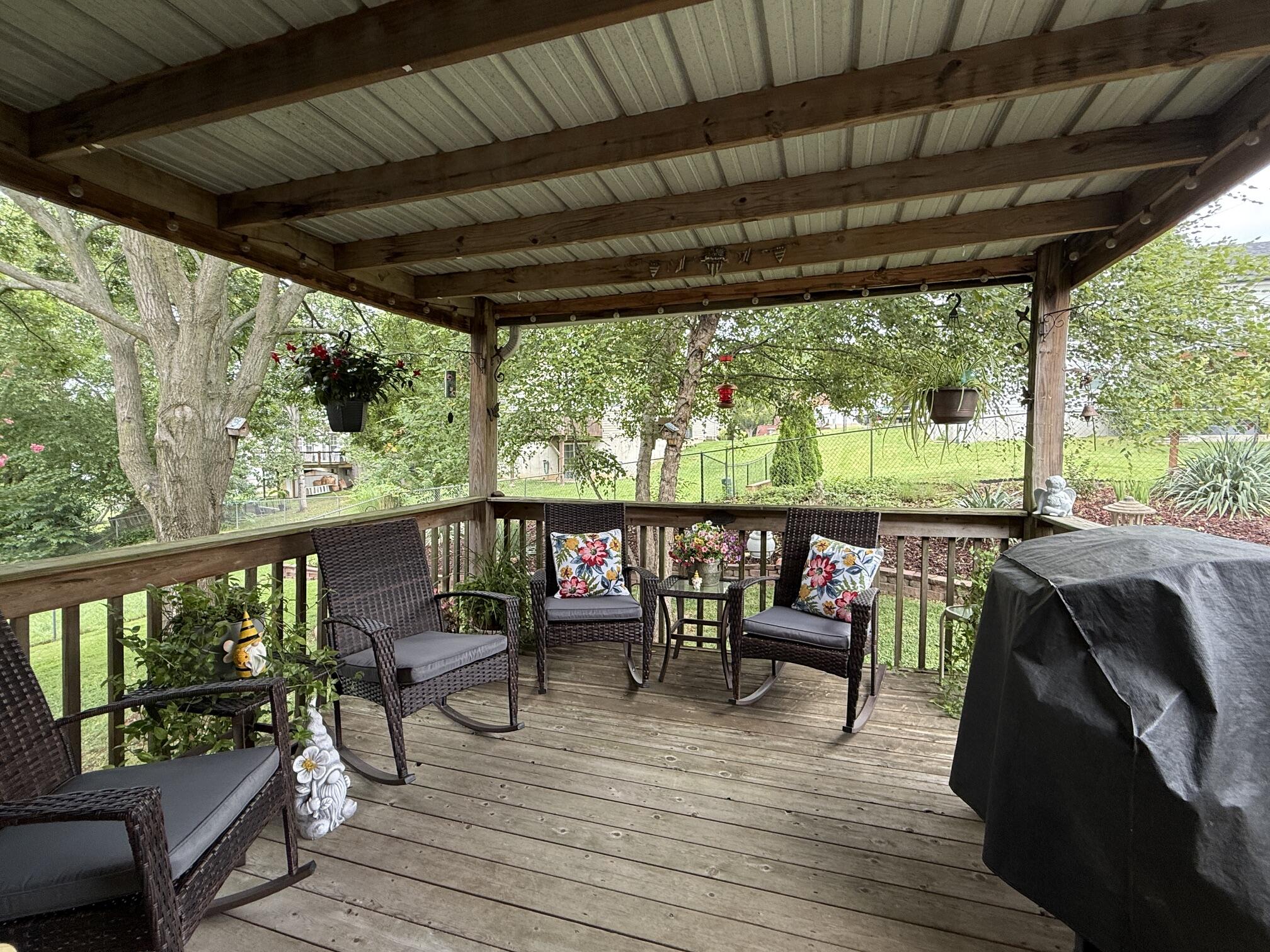 118 Williamsburg Drive Property Photo 15