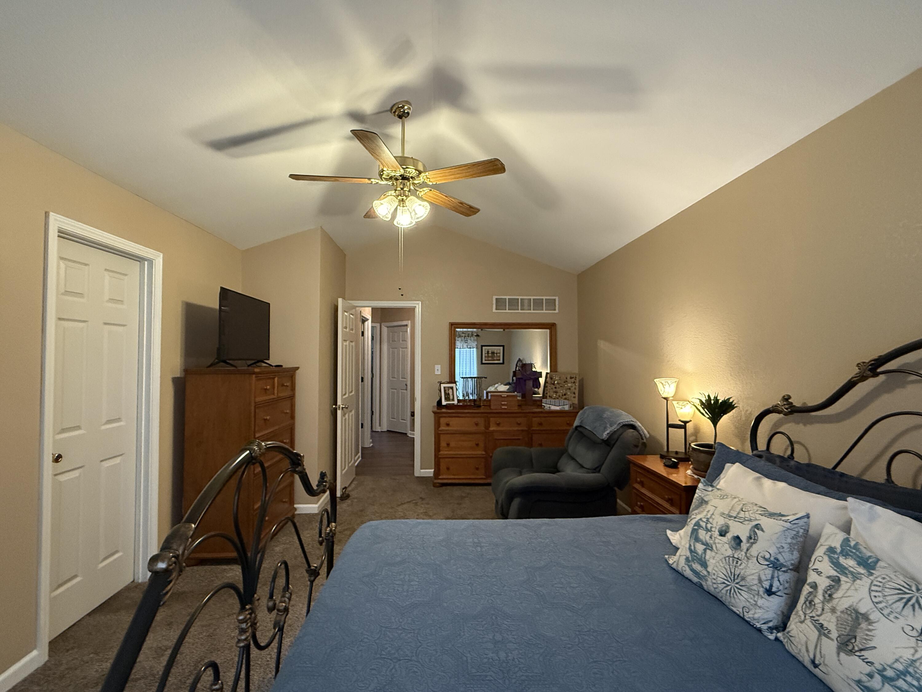 118 Williamsburg Drive Property Photo 17