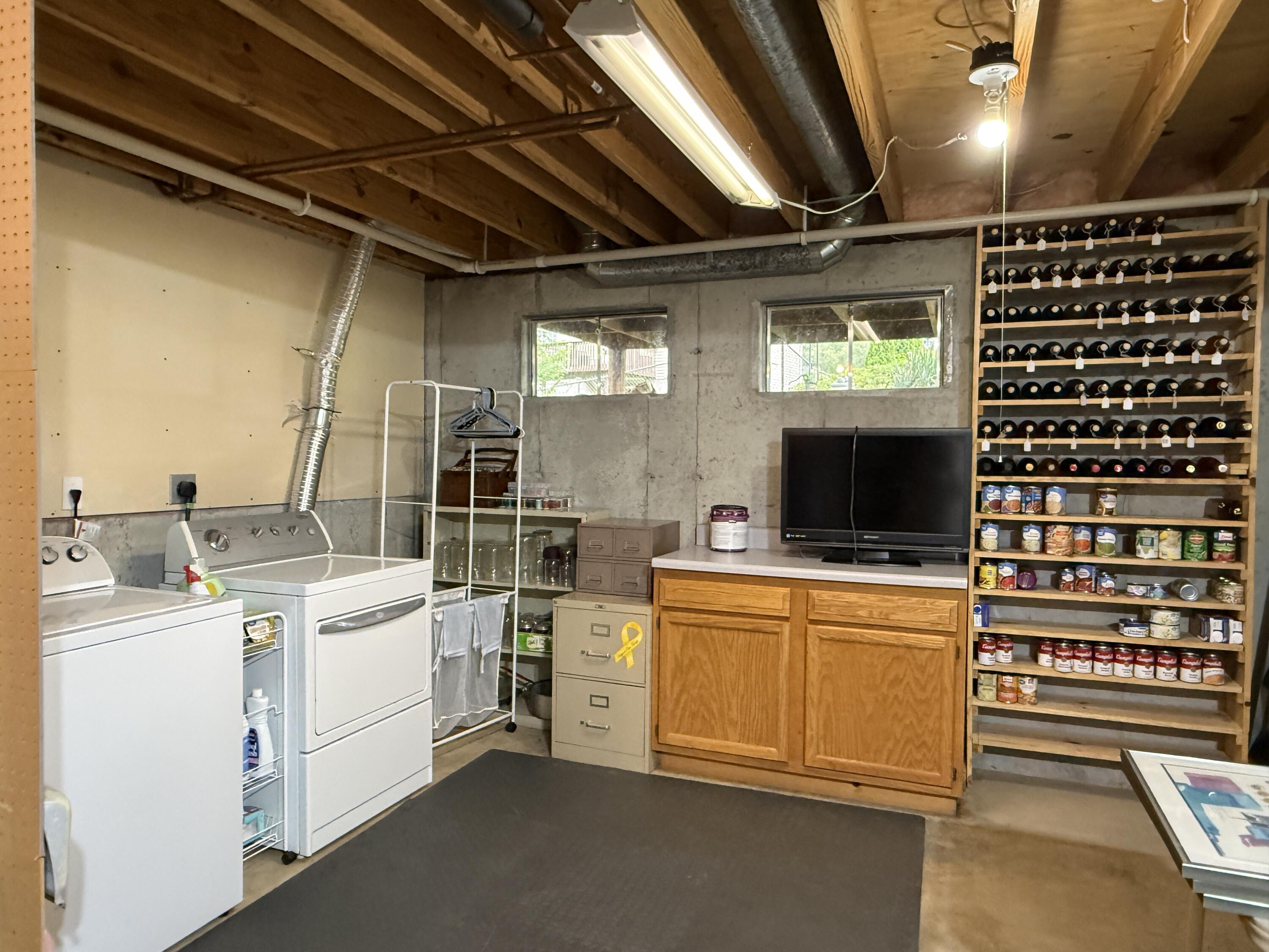 118 Williamsburg Drive Property Photo 28