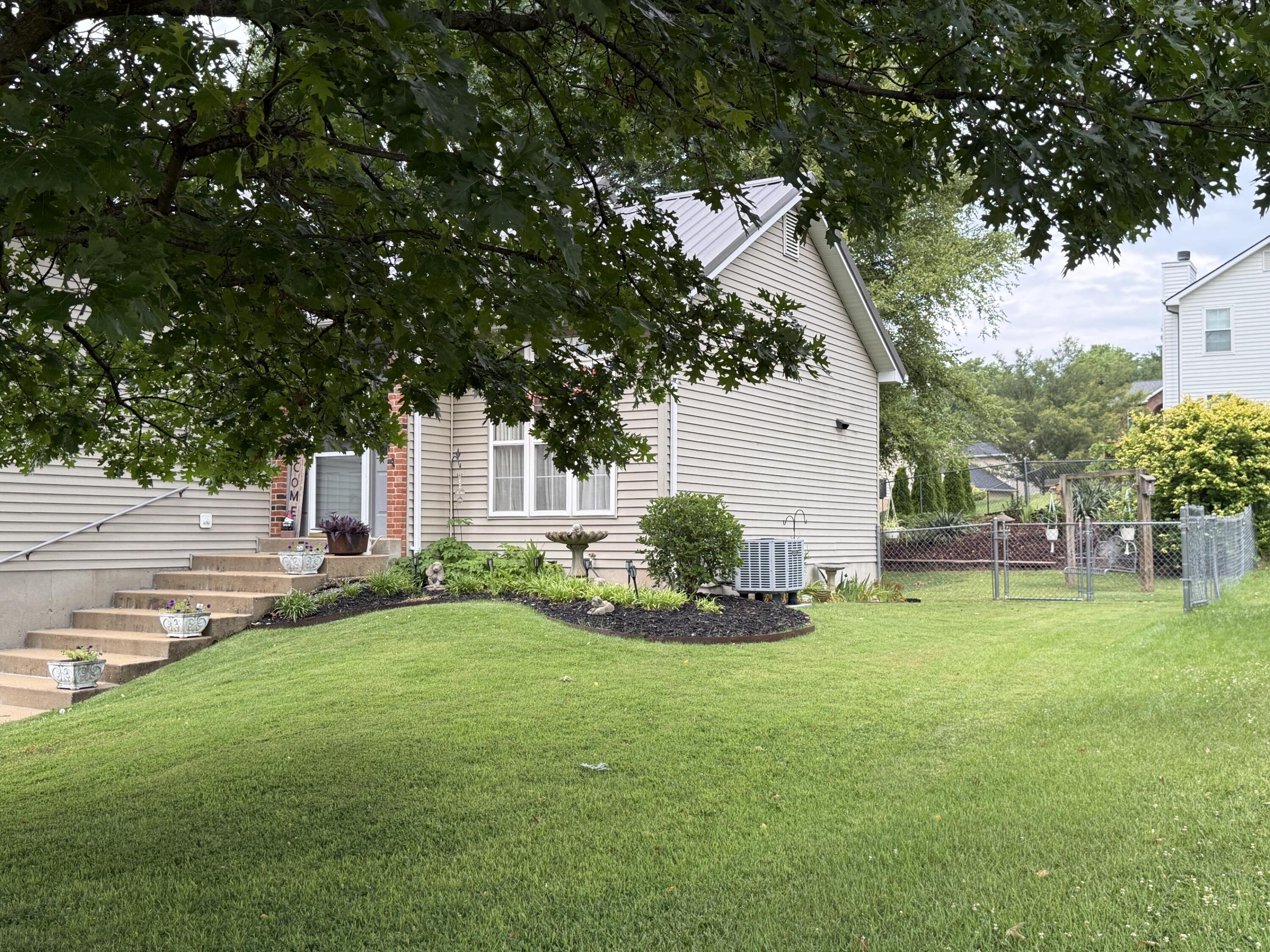 118 Williamsburg Drive Property Photo 41