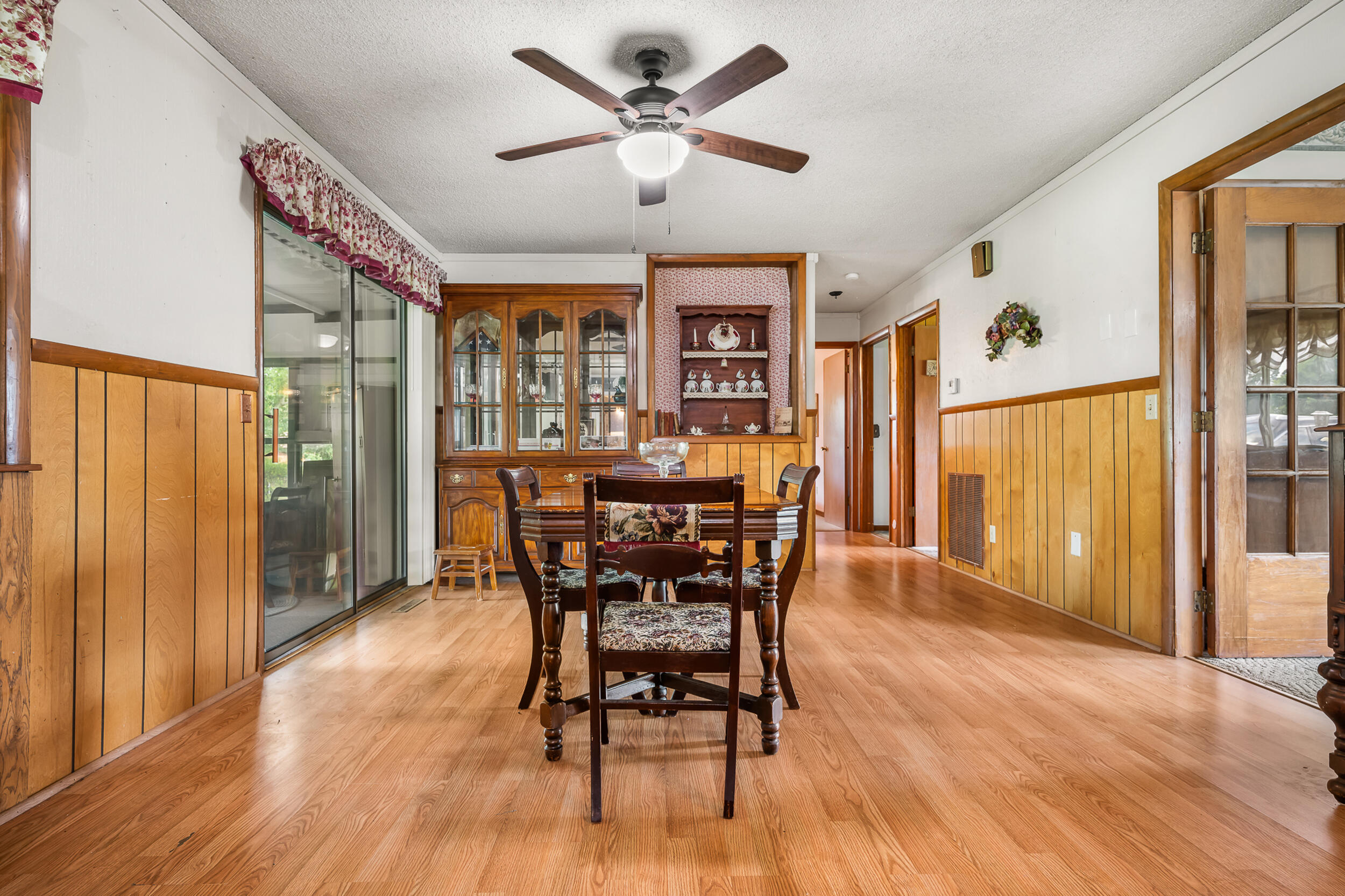 1417 West Locust Street Property Photo 16