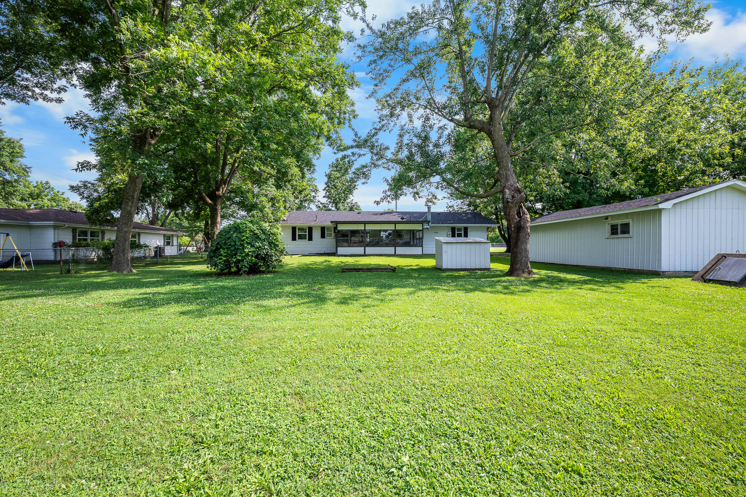 1417 West Locust Street Property Photo 51