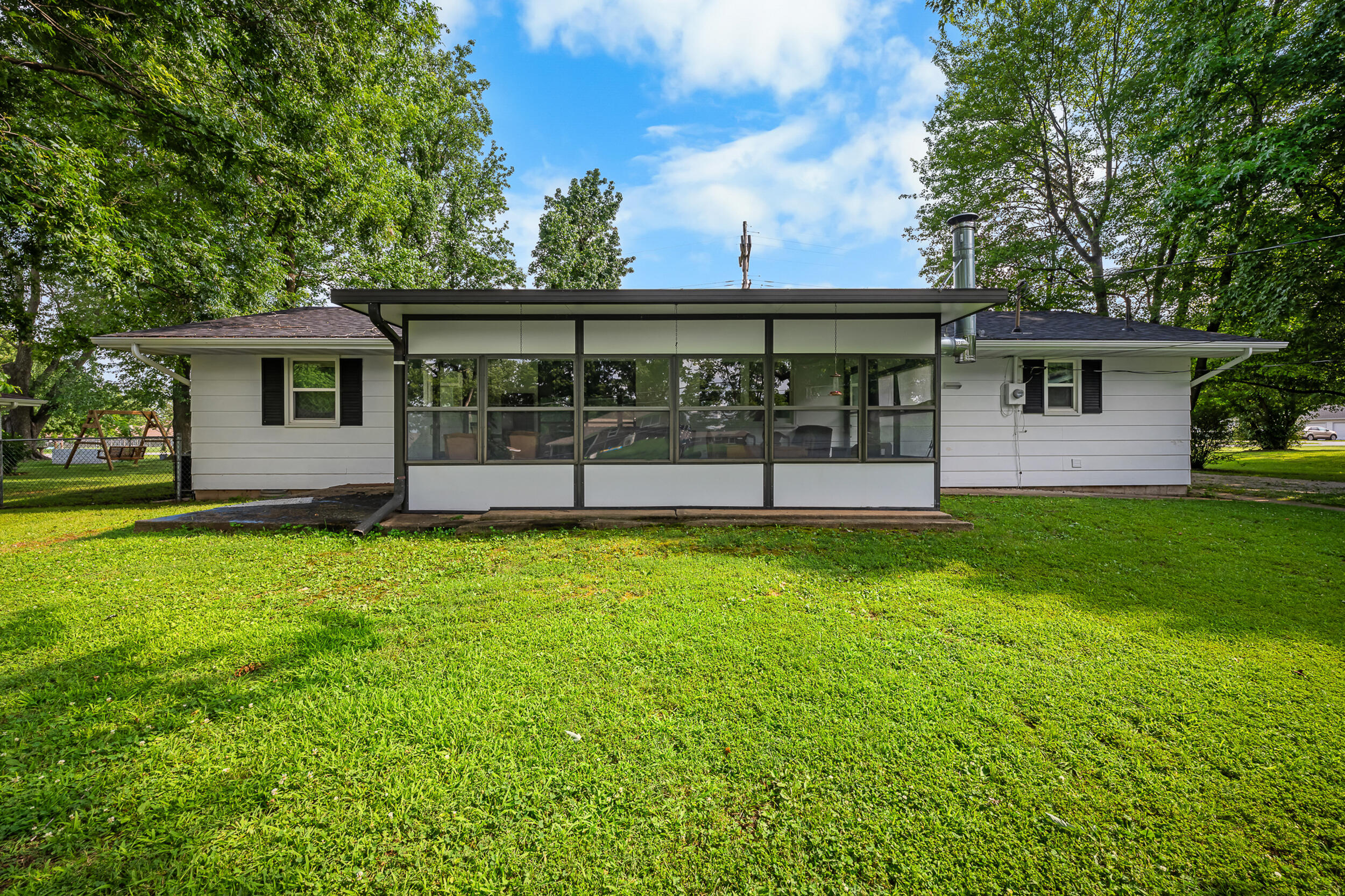 1417 West Locust Street Property Photo 55