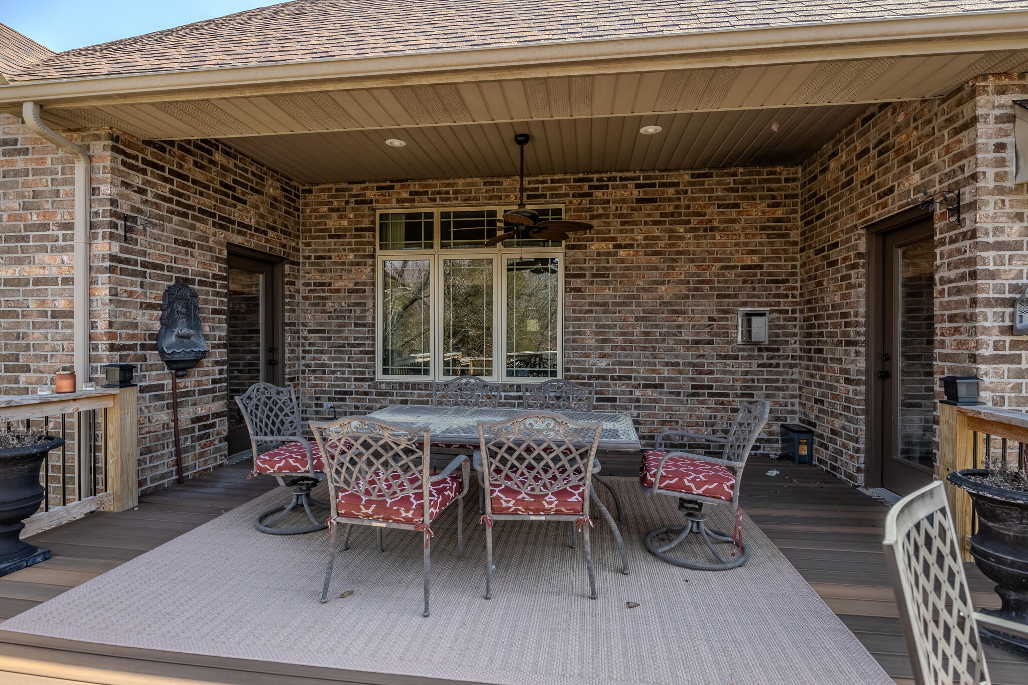 959 Cobblestone Court Property Photo 37