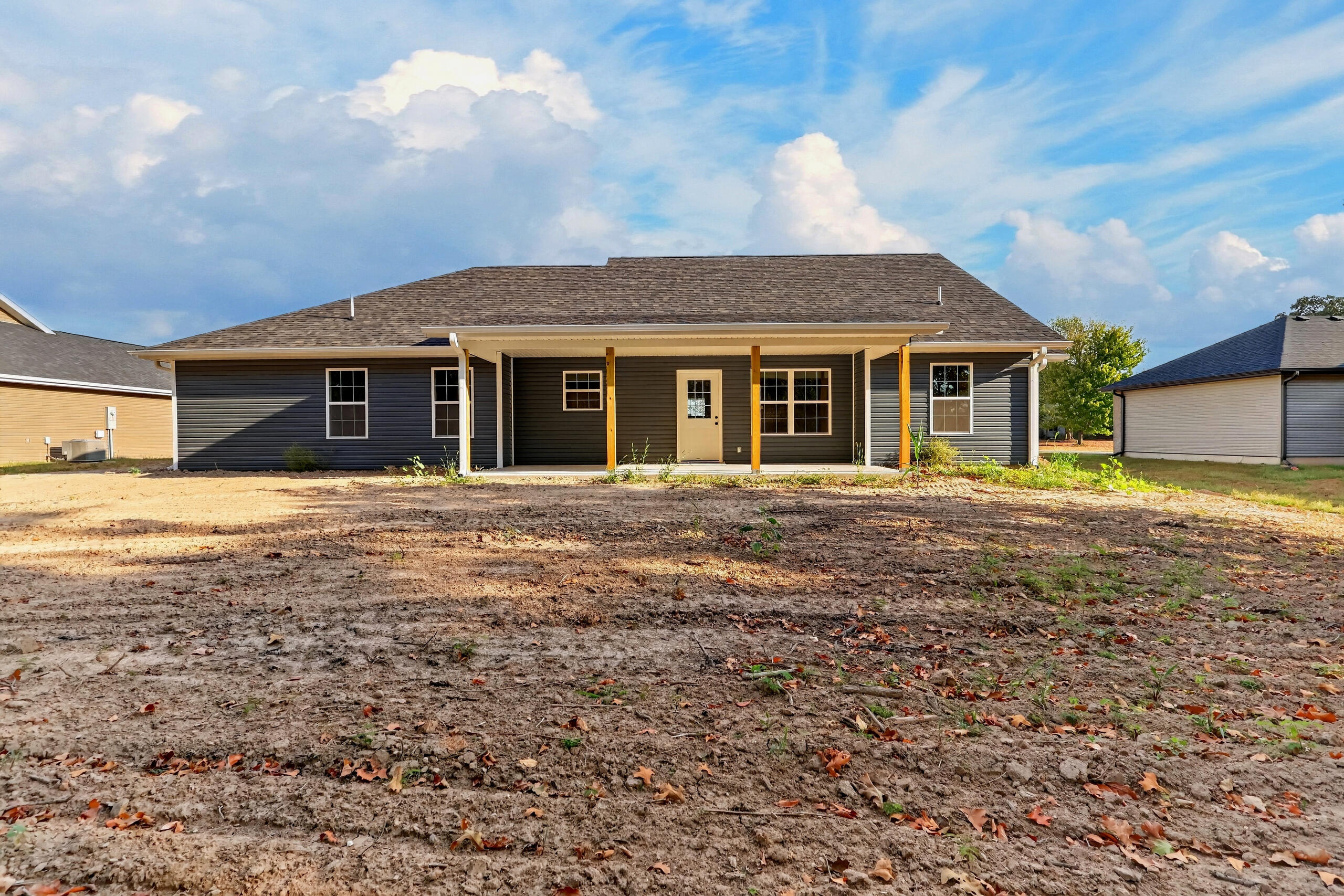 1100 Daytona Drive Property Photo 4