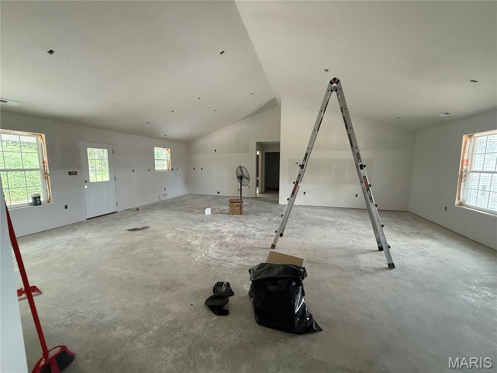 1100 Daytona Drive Property Photo 7