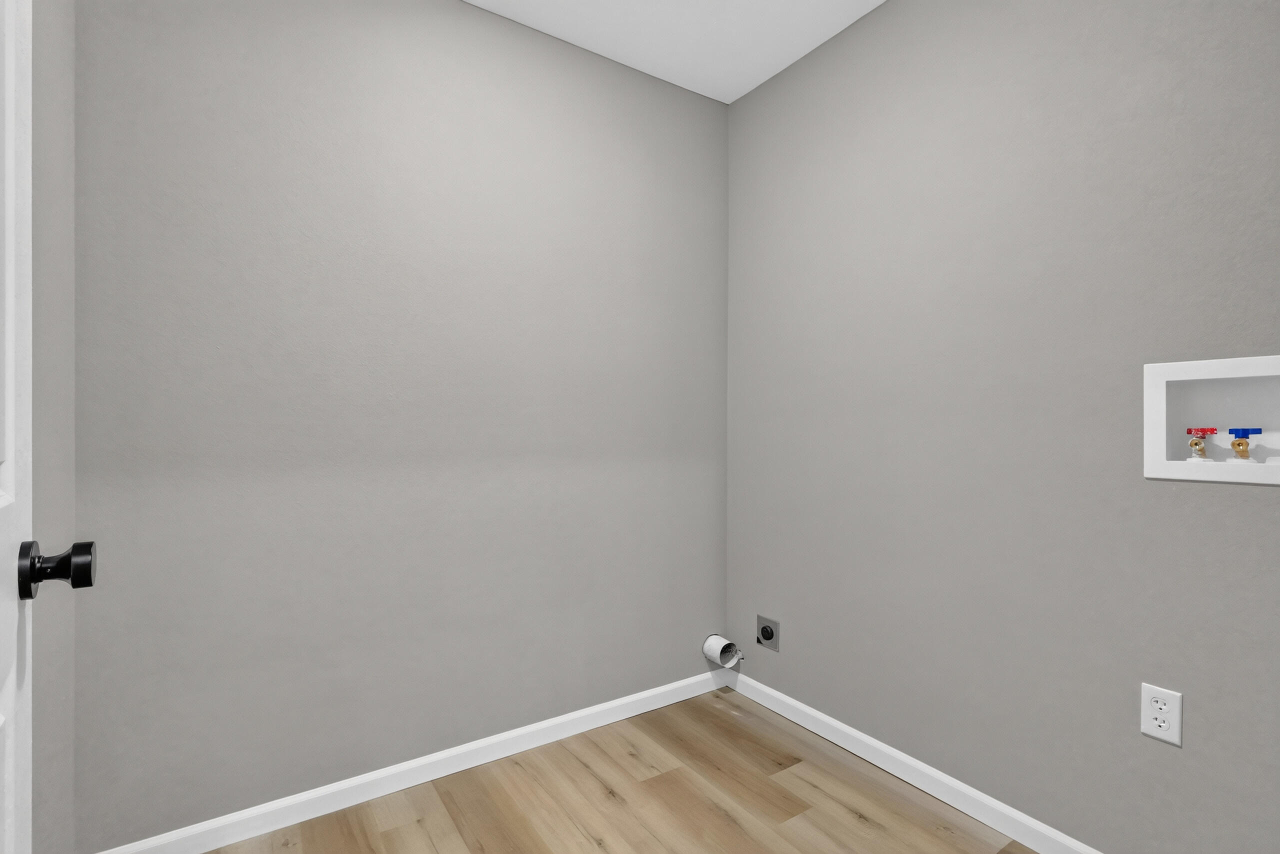 1100 Daytona Drive Property Photo 18