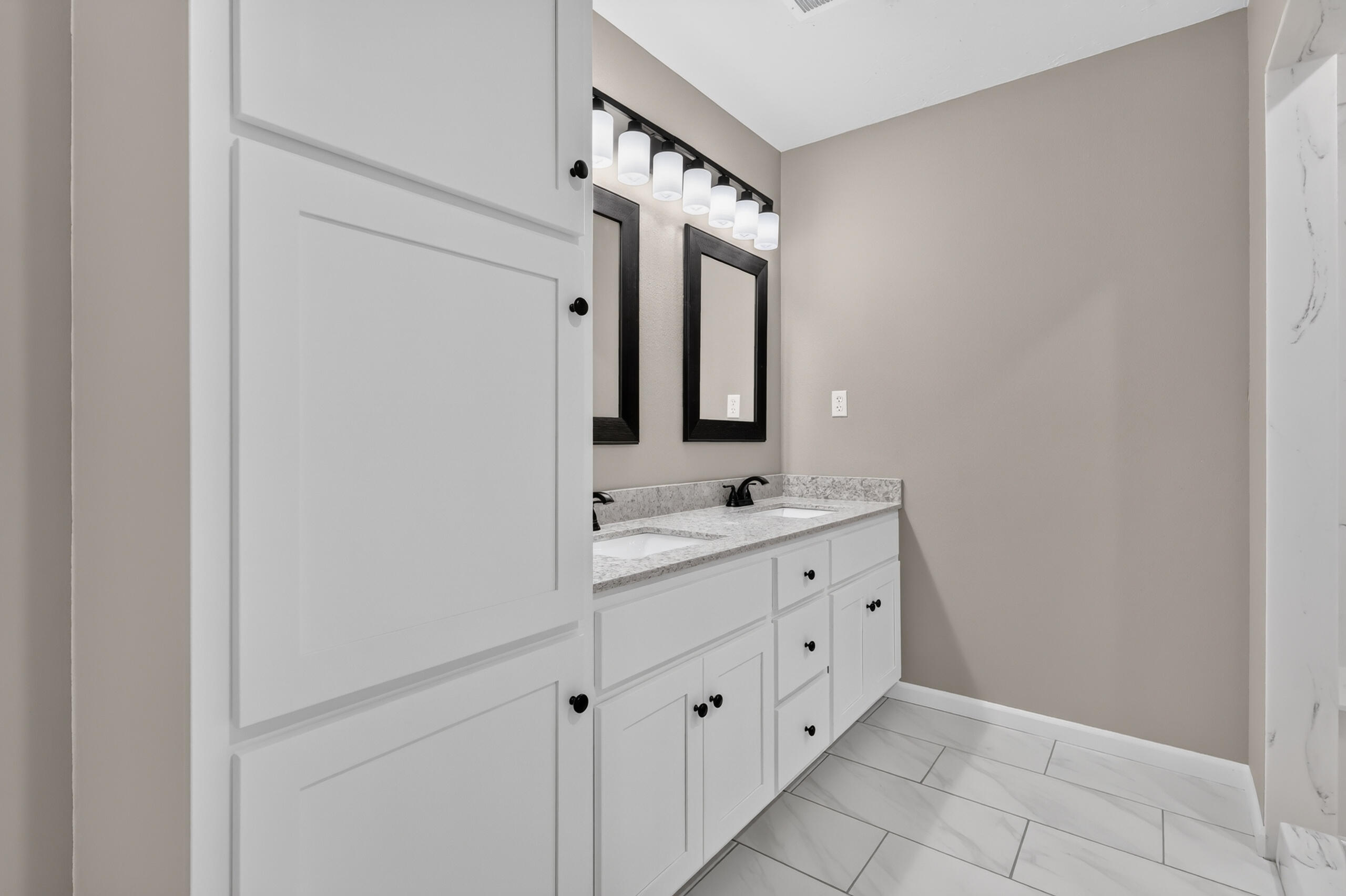 1100 Daytona Drive Property Photo 22