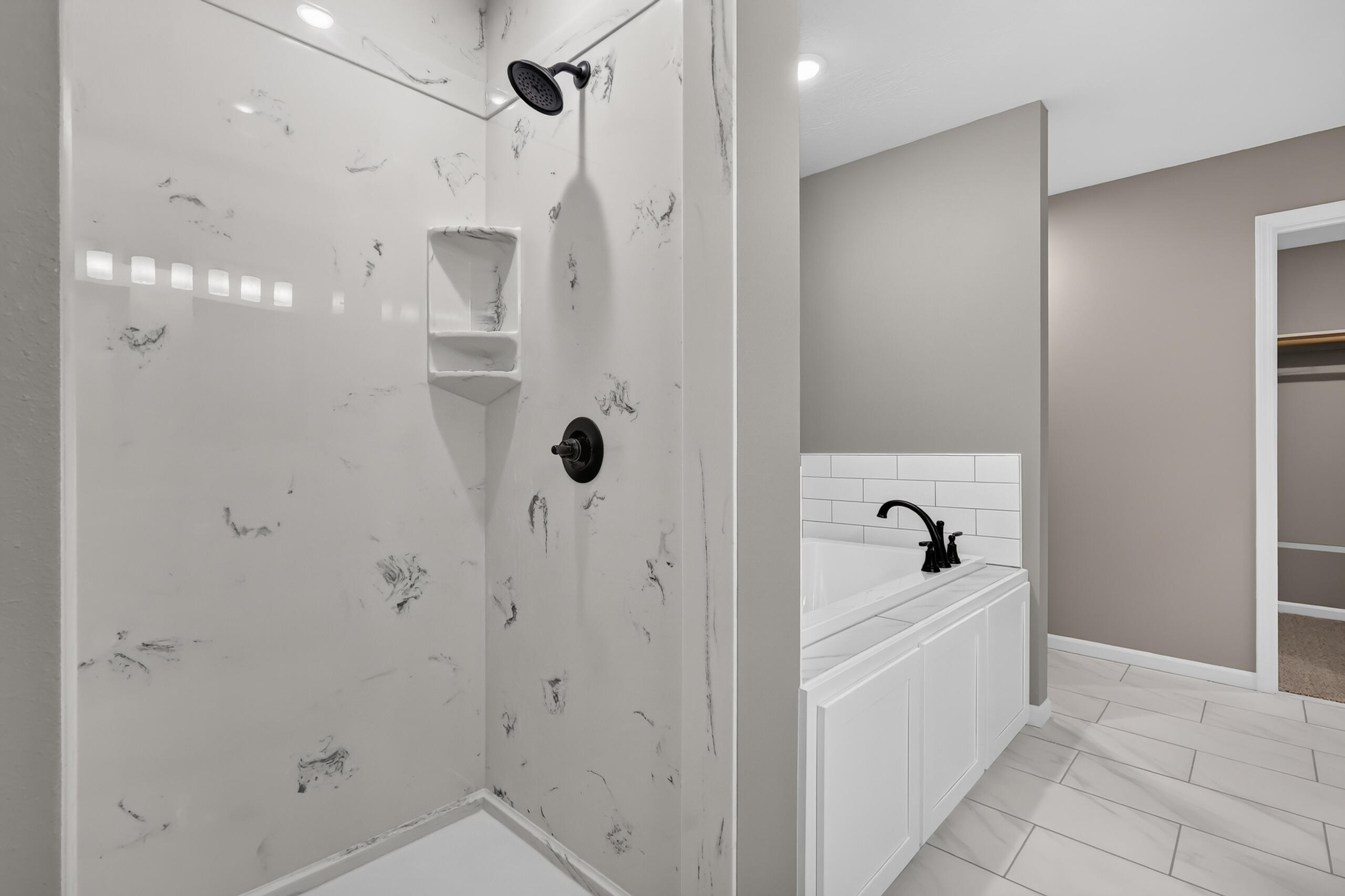1100 Daytona Drive Property Photo 24