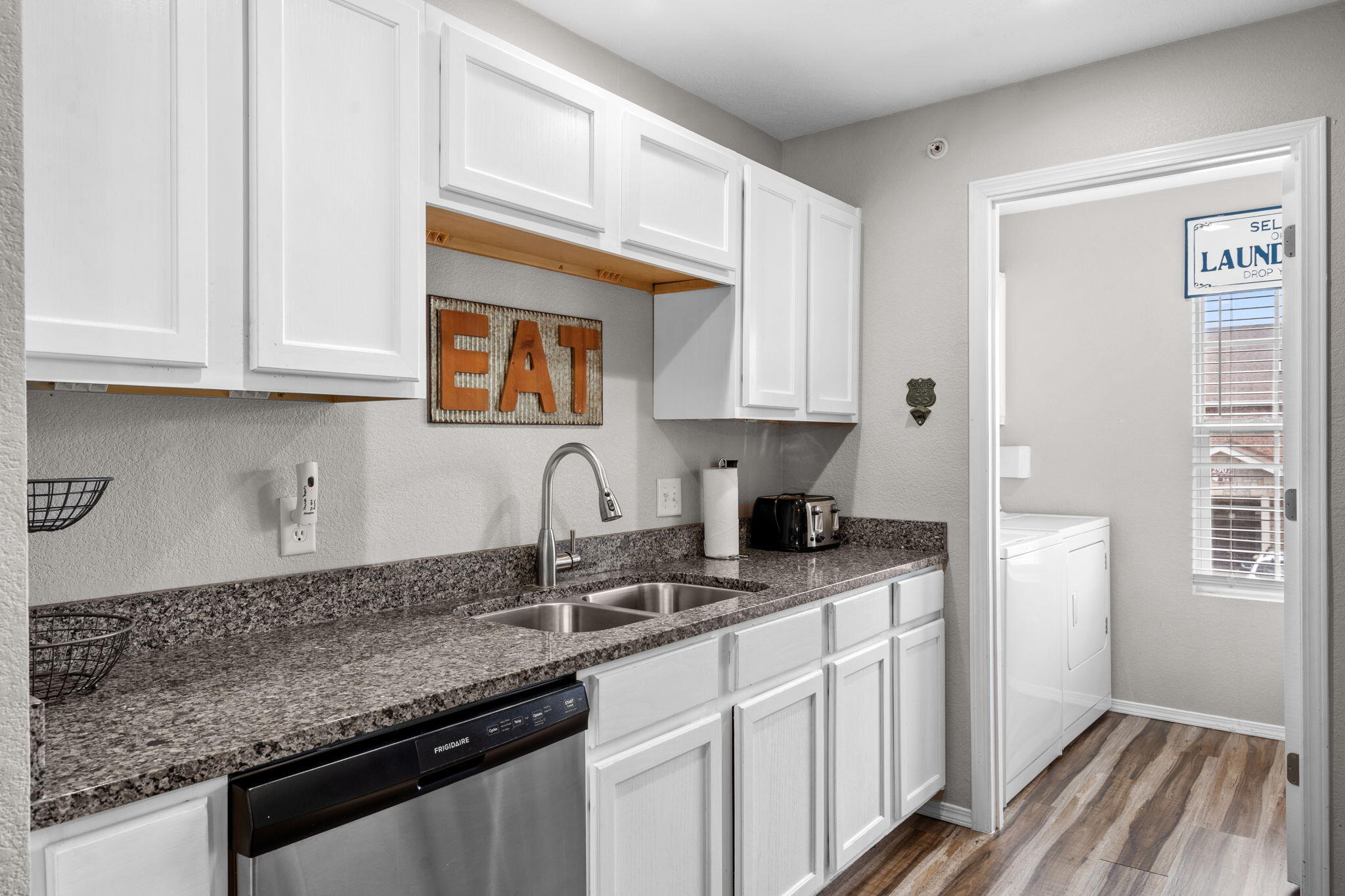 60328906 Property Photo 25