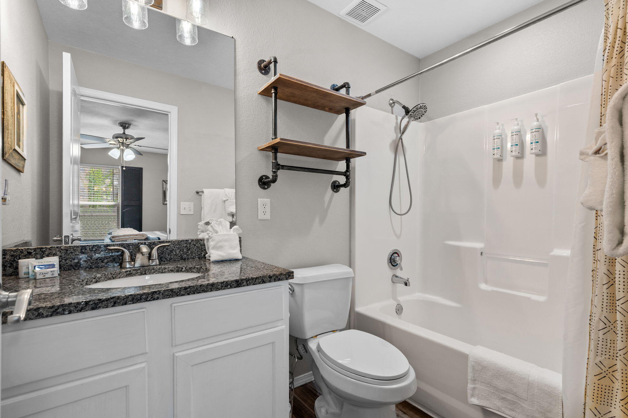 60328906 Property Photo 35