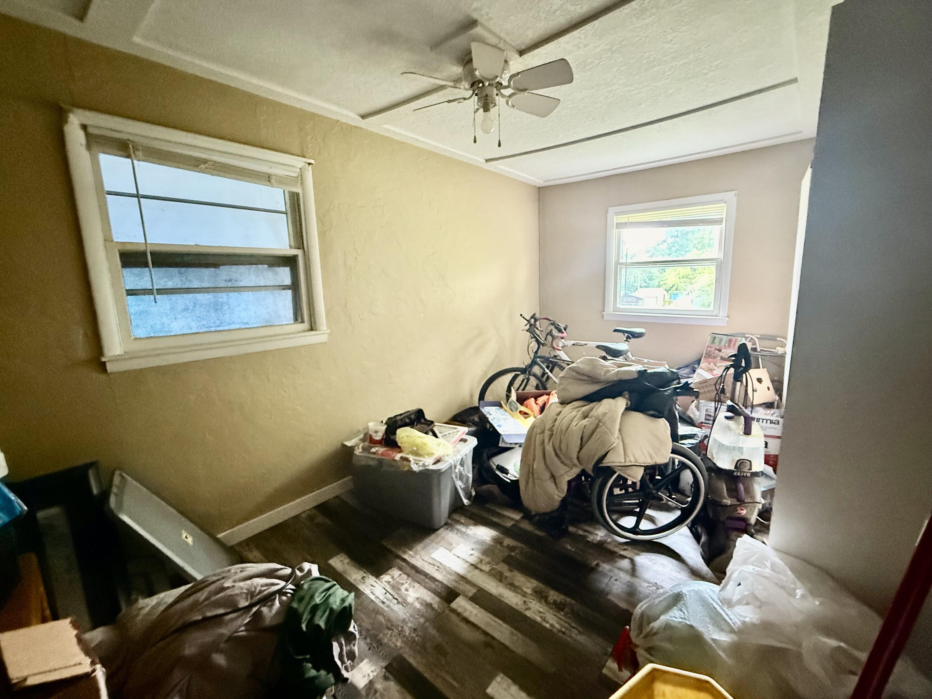 205 South Lake Street Property Photo 5