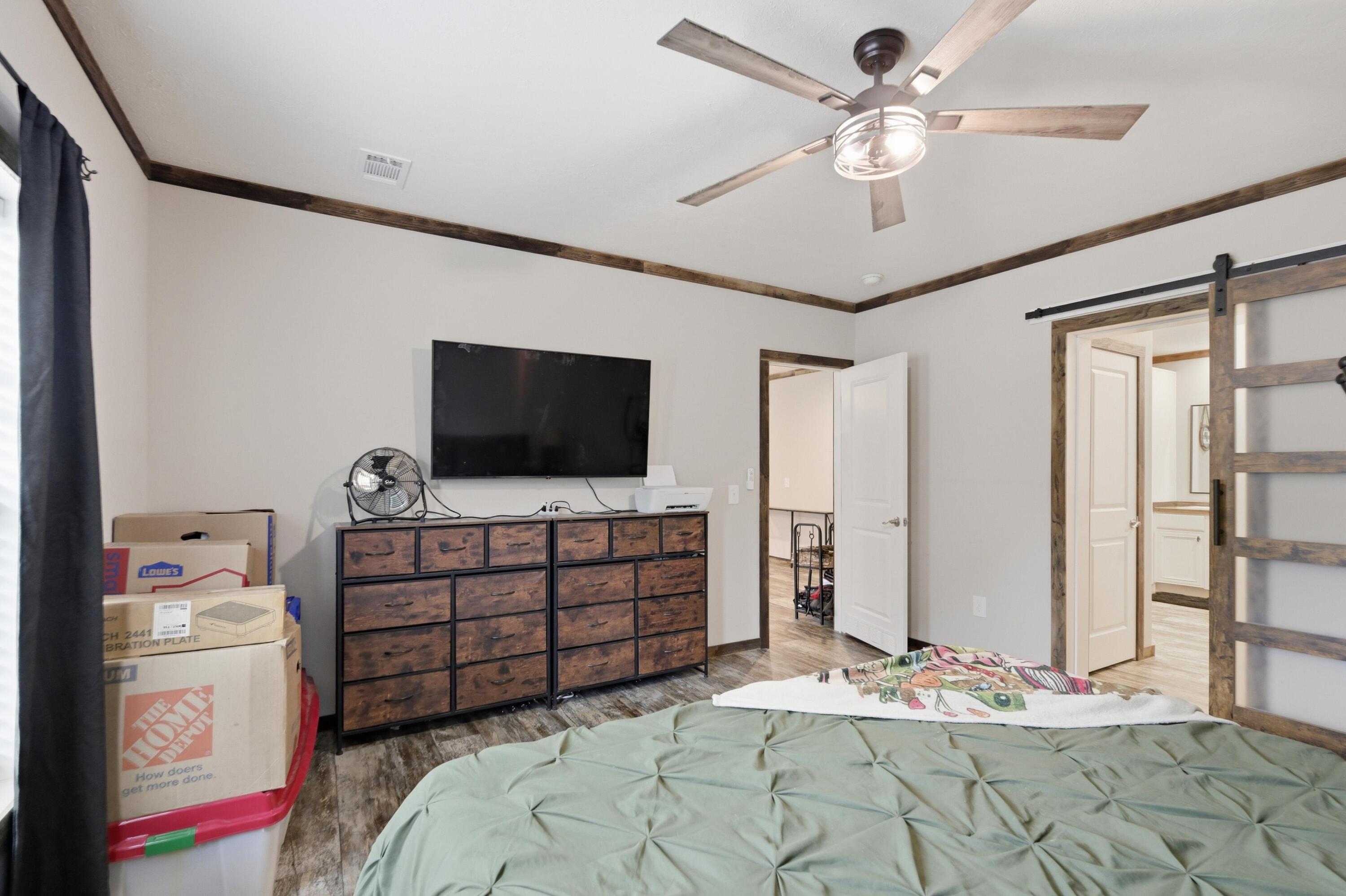 1270 Plainview Road Property Photo 26