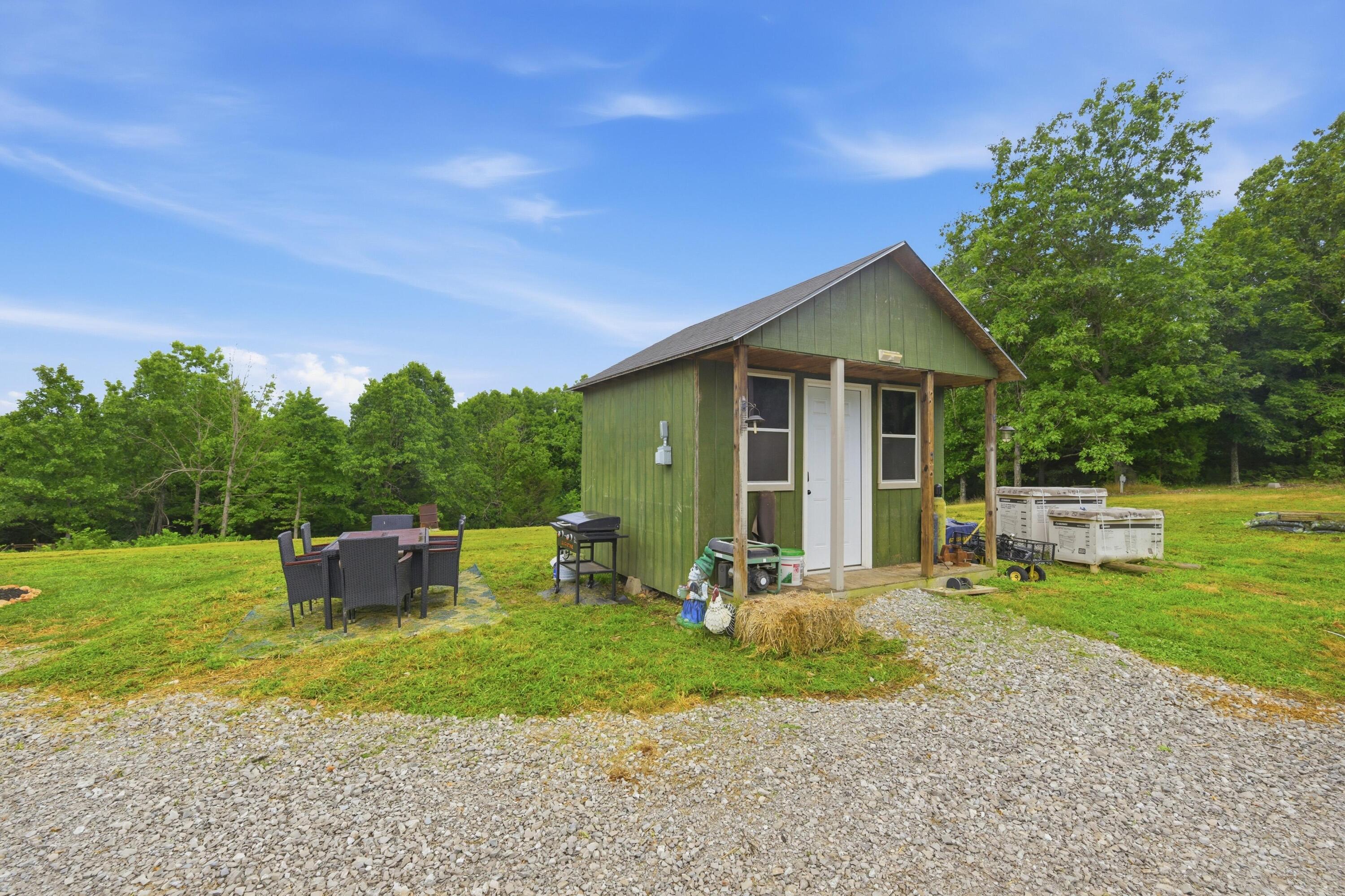1270 Plainview Road Property Photo 37