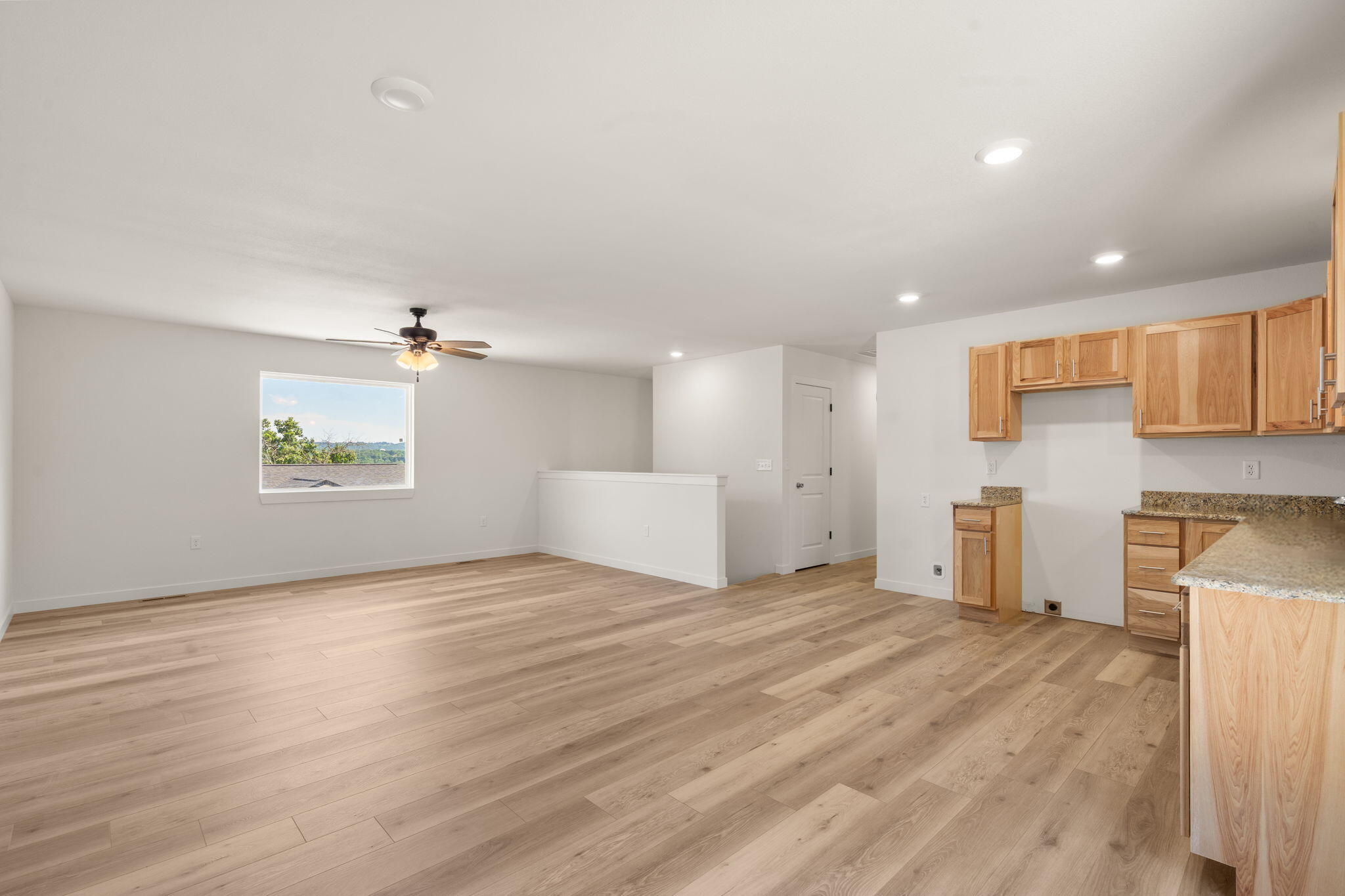 318 Hawthorne Street Property Photo 14