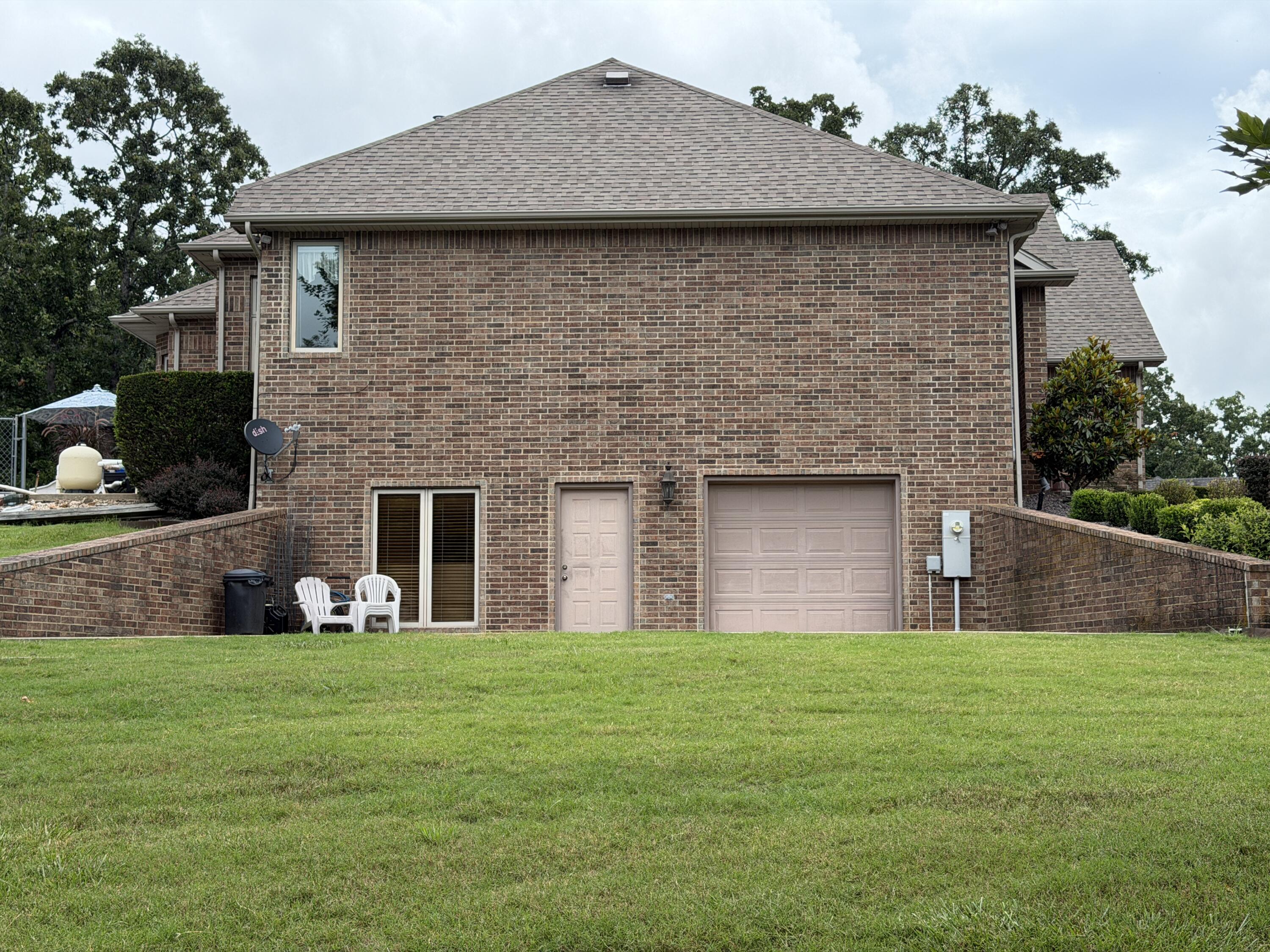 10642 County Road 8070 Property Photo 4