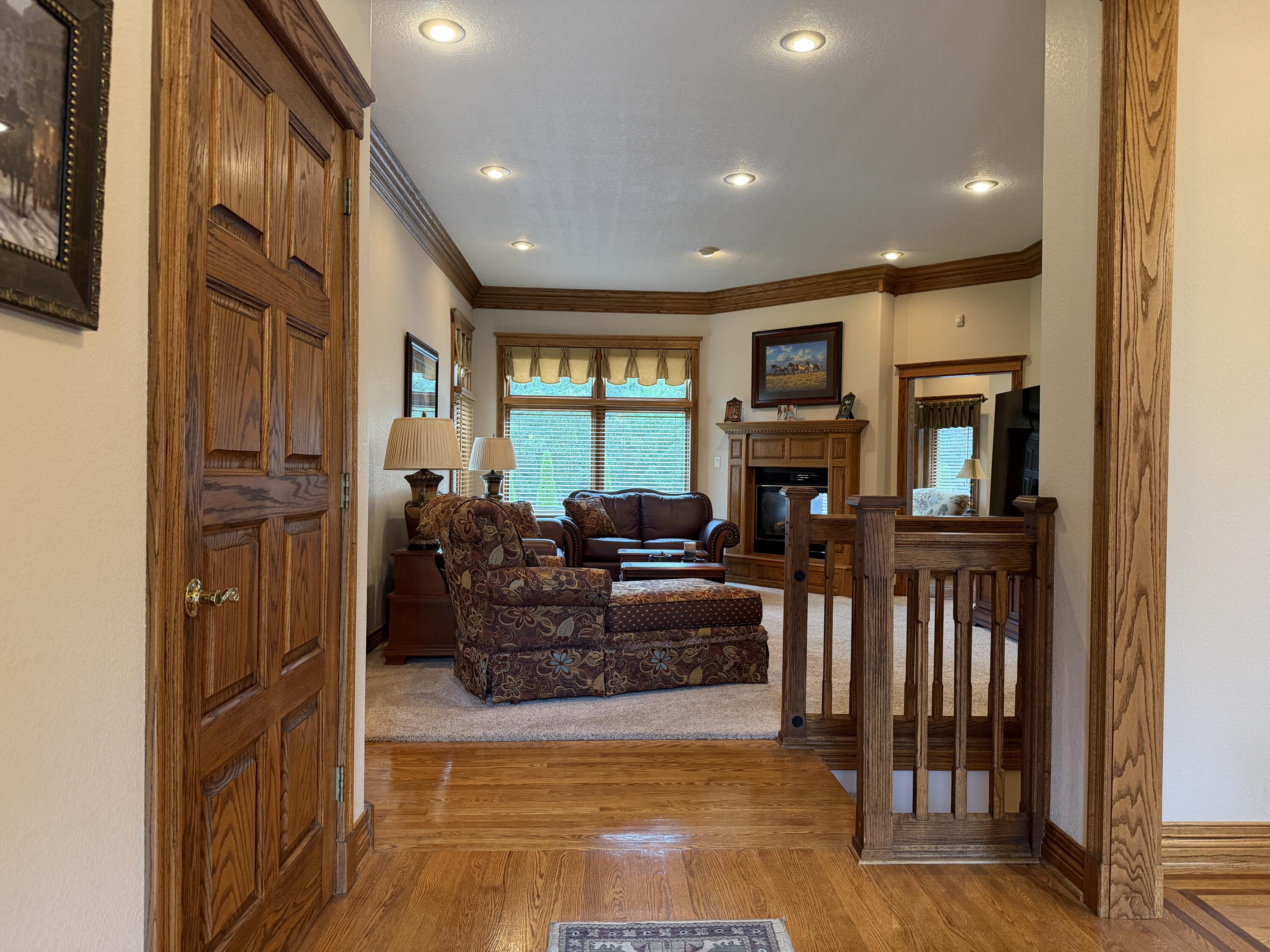 10642 County Road 8070 Property Photo 12