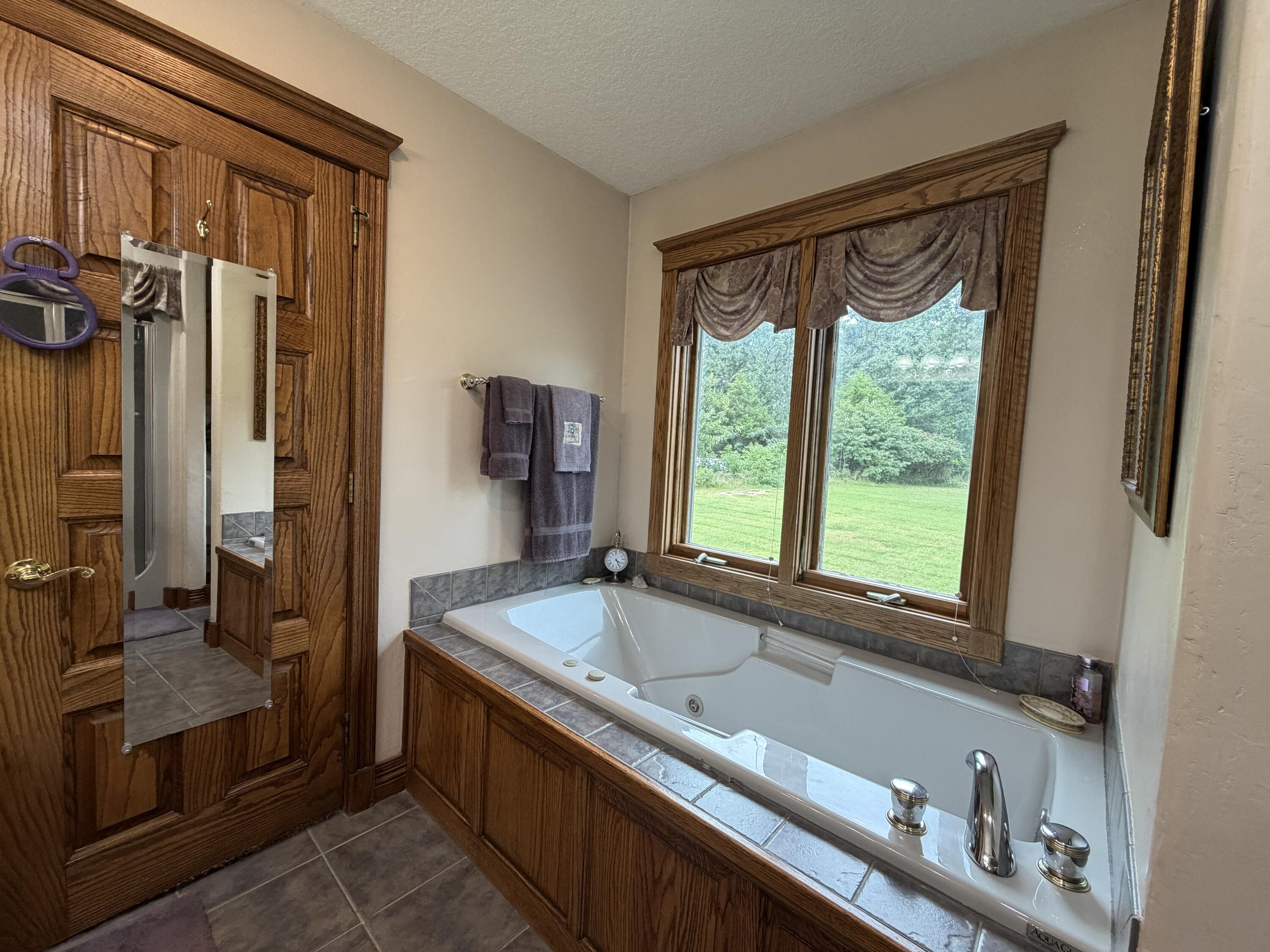 10642 County Road 8070 Property Photo 35