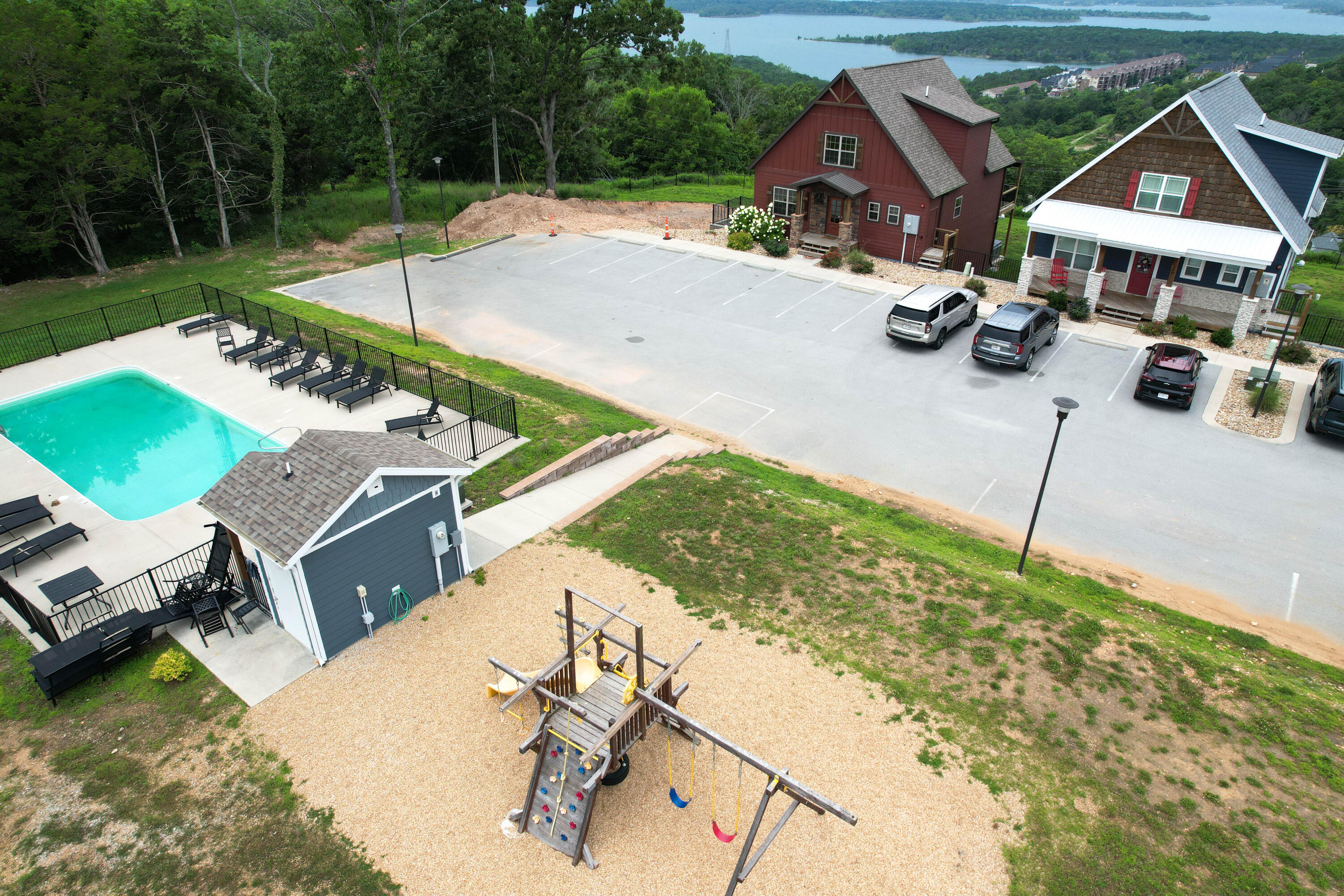 160 Chateau Ridge Trail Property Photo 8