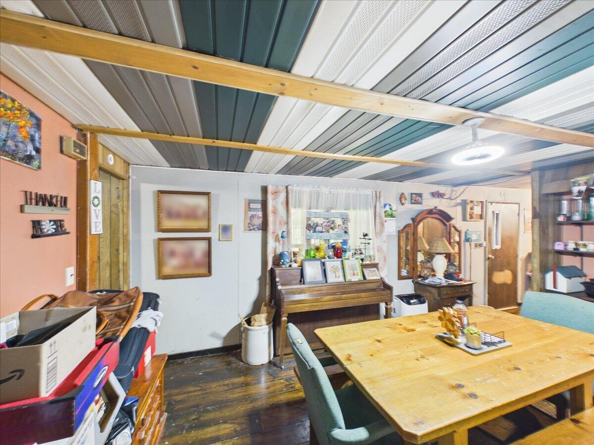 9 Wren Lane Property Photo 34