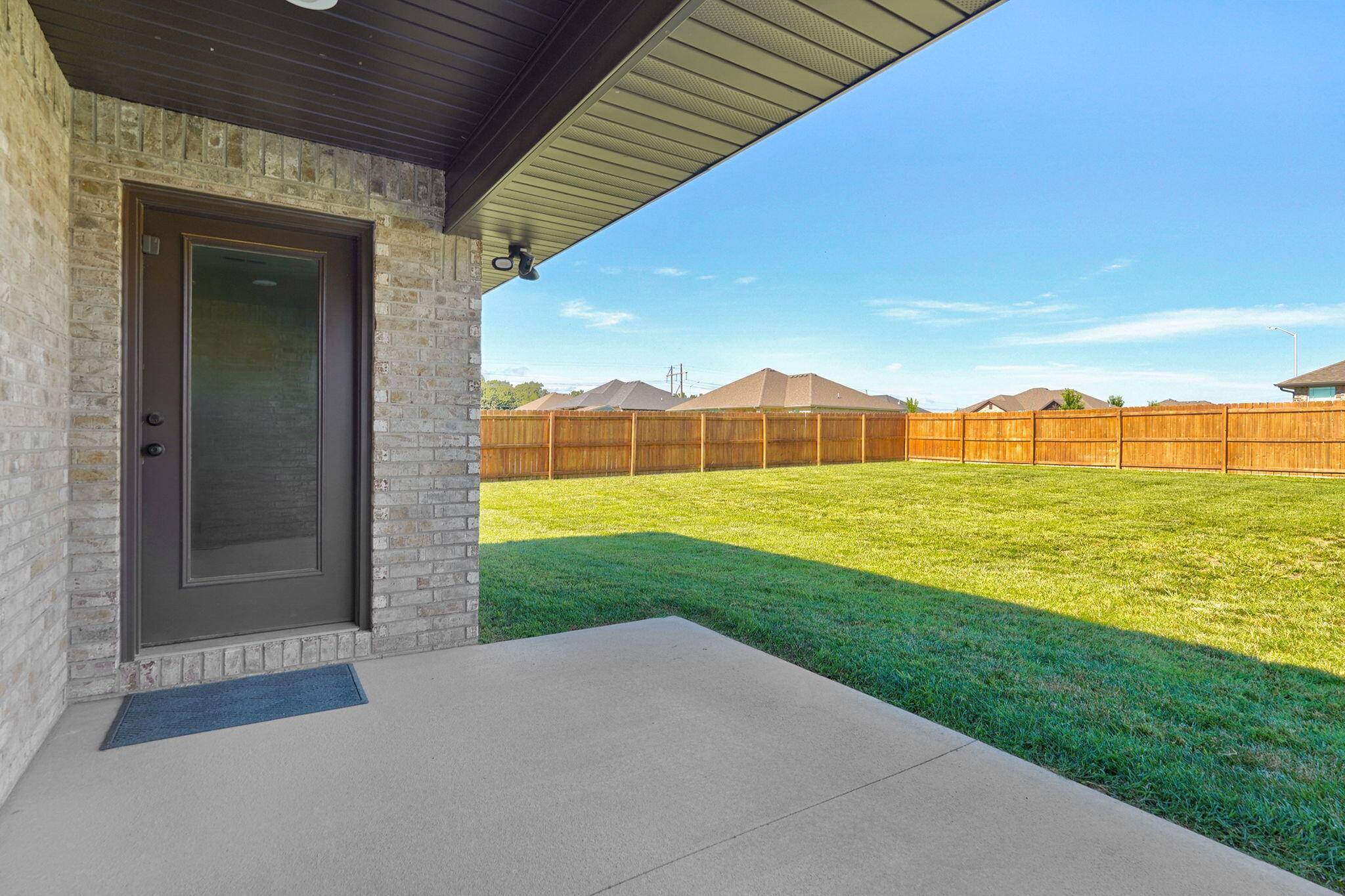 6033 South Iris Lane Property Photo 28