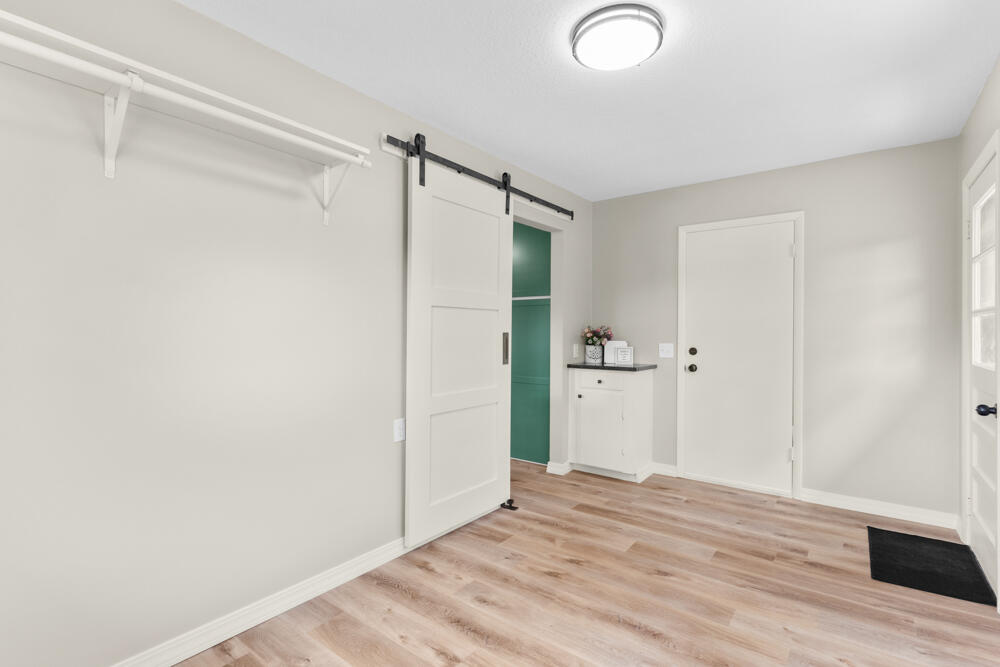 107 South Street Property Photo 29