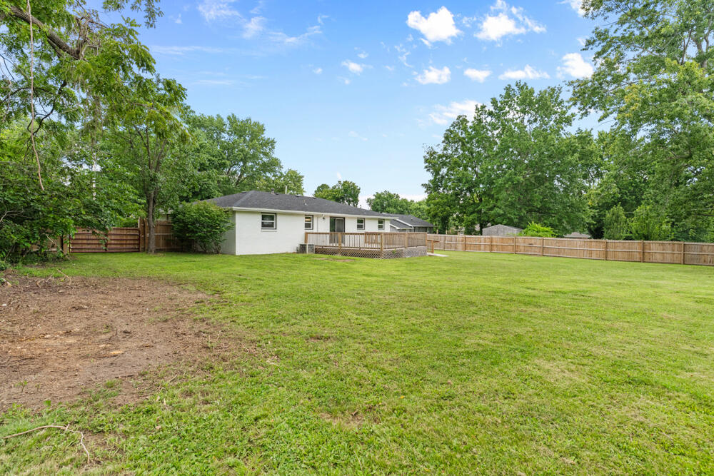107 South Street Property Photo 35