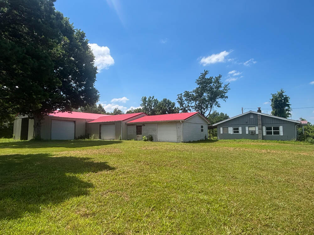 9198 U.s. 160 Property Photo 1