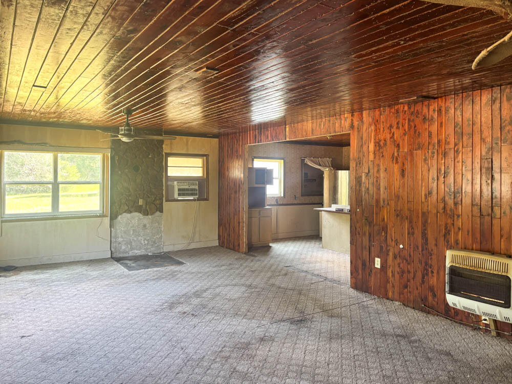 9198 U.s. 160 Property Photo 8