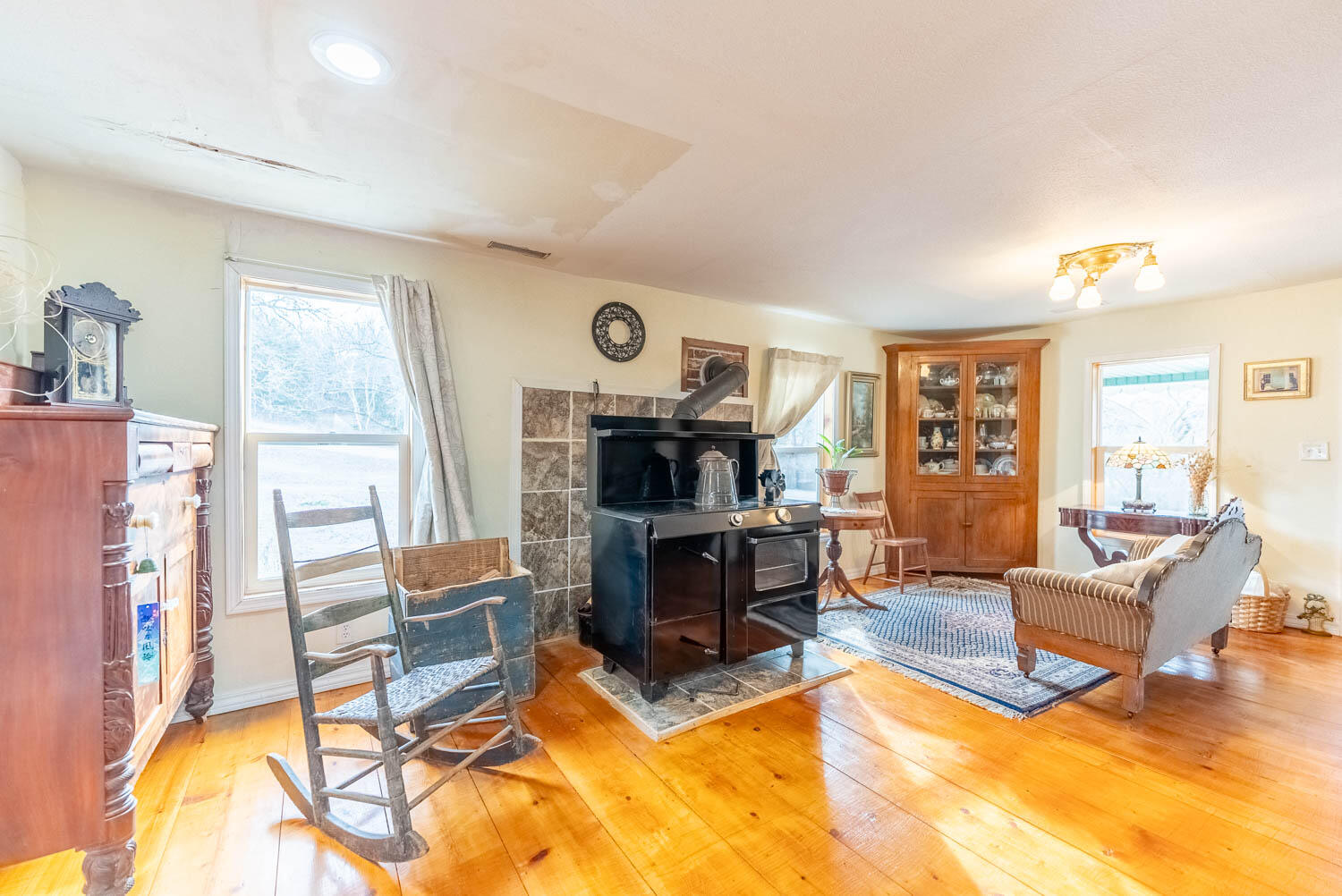 1351 State Highway W Property Photo 7