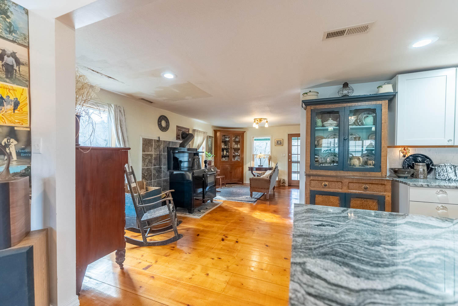 1351 State Highway W Property Photo 8