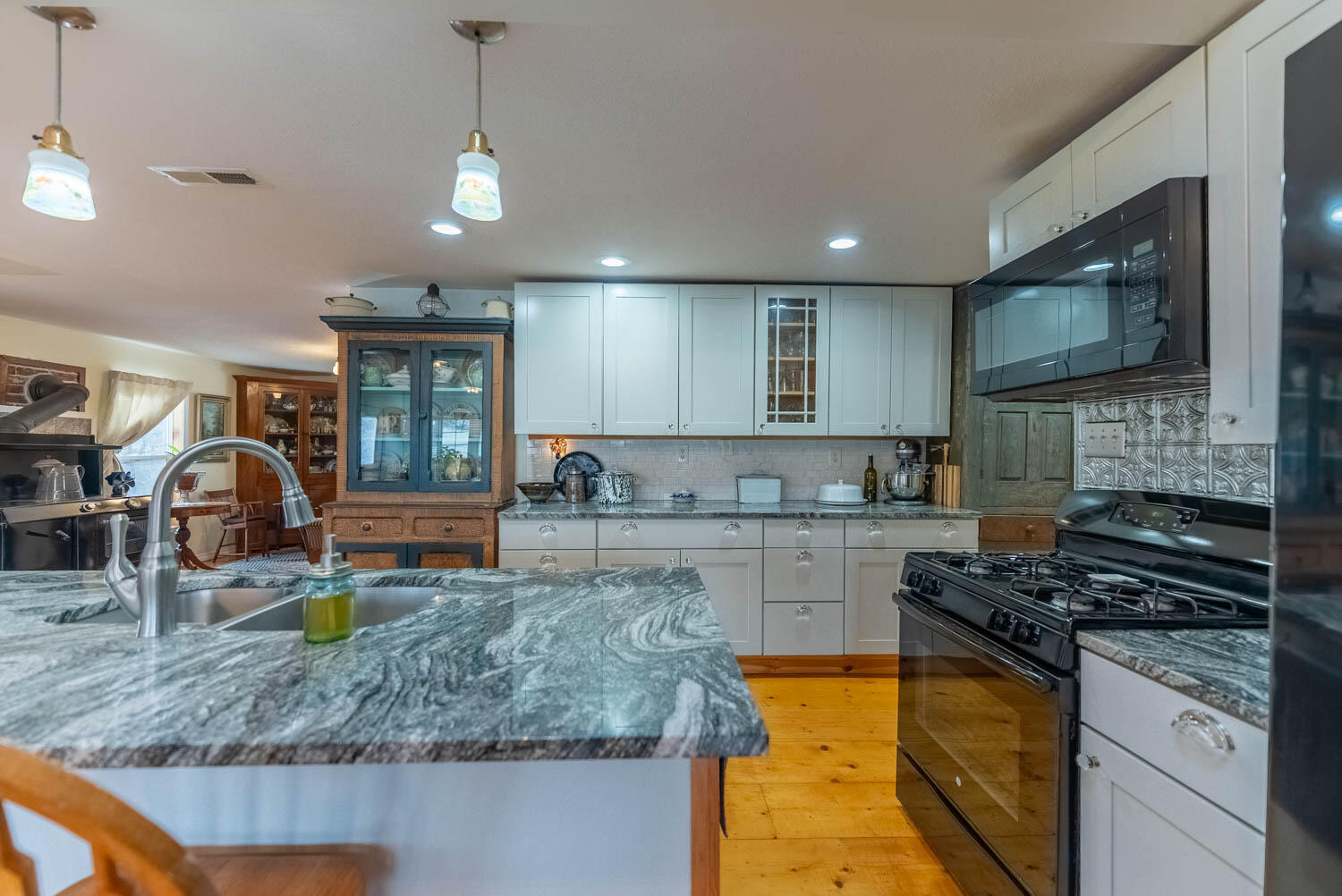 1351 State Highway W Property Photo 11